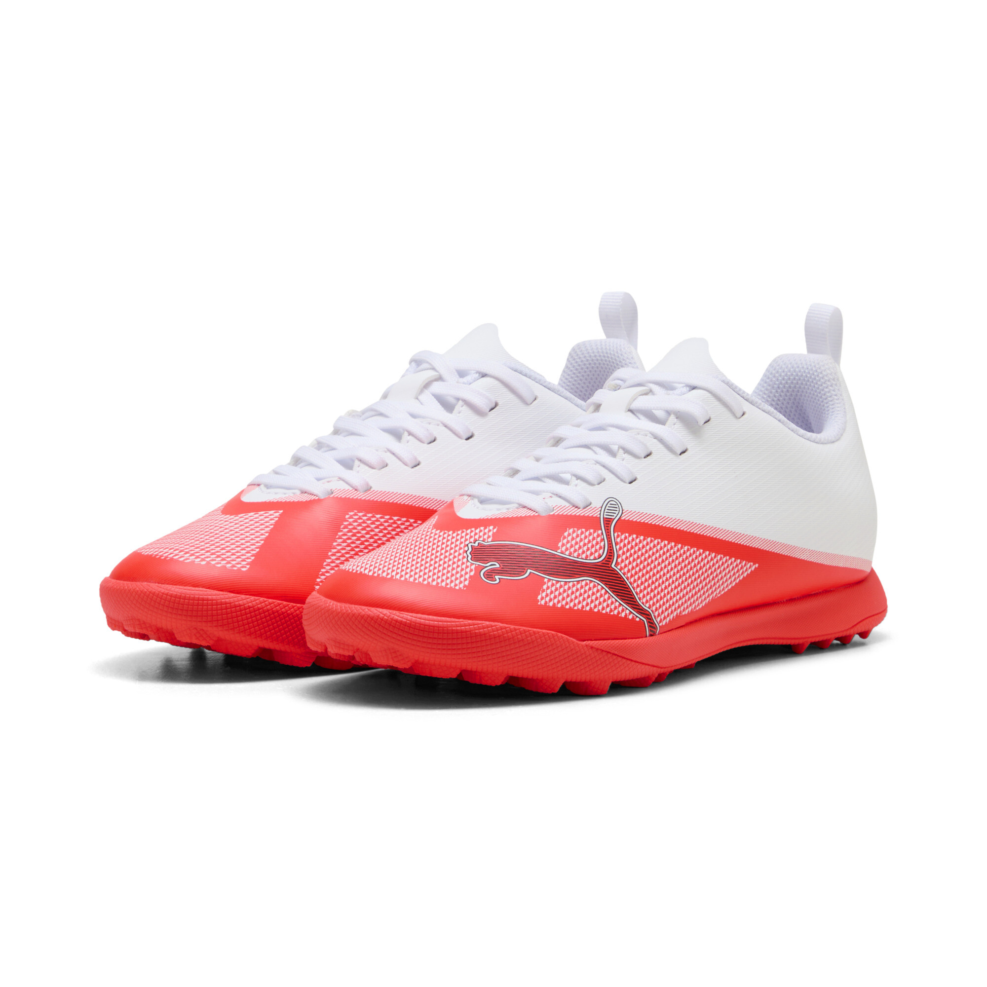 PUMA Chaussures de football ULTRA 7 PLAY TT Enfant et Adolescent Accessoires 32.5