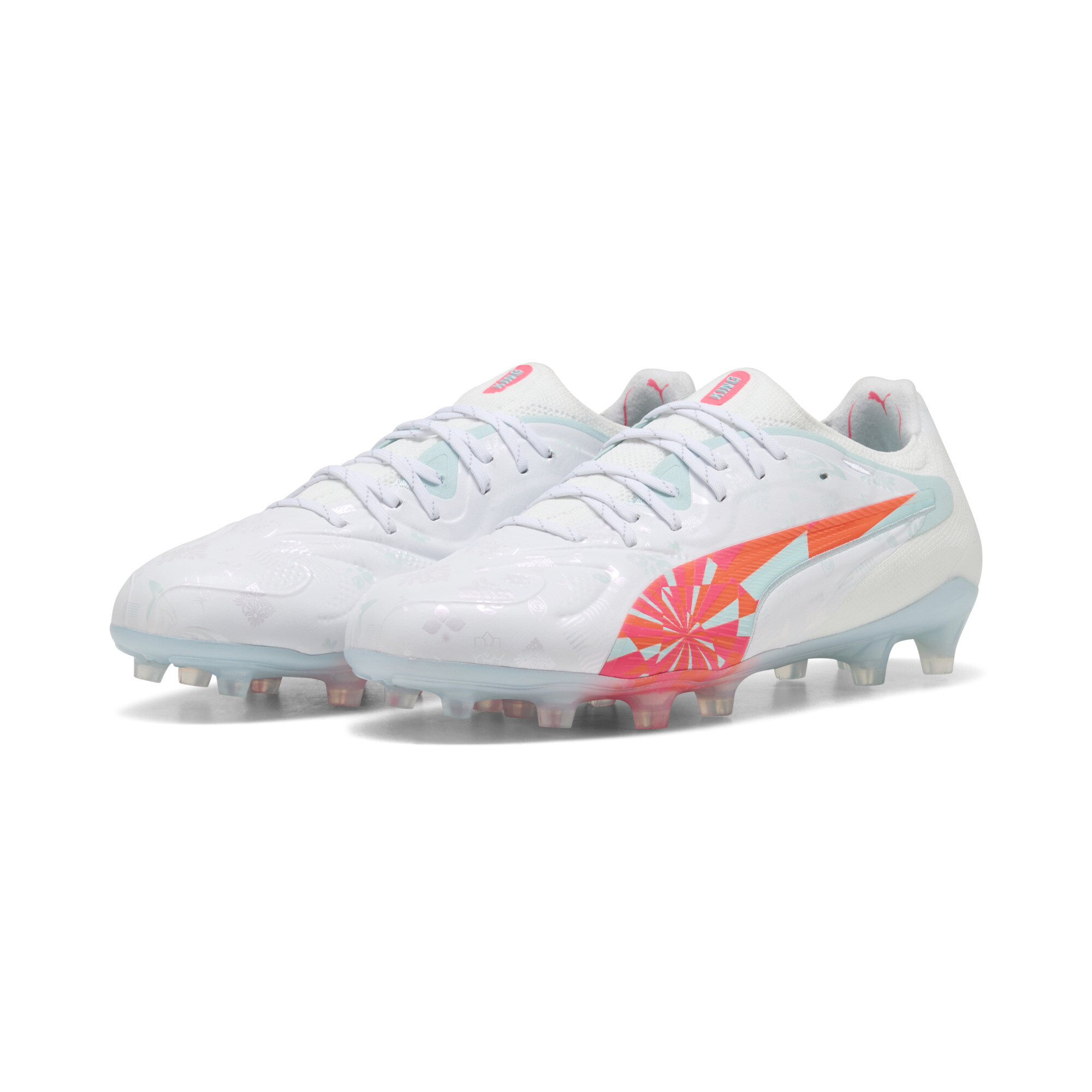 PUMA Chaussures de football KING 20 ULTIMATE BRILLIANCE FGAG Femme Accessoires Blanc 41 230 €