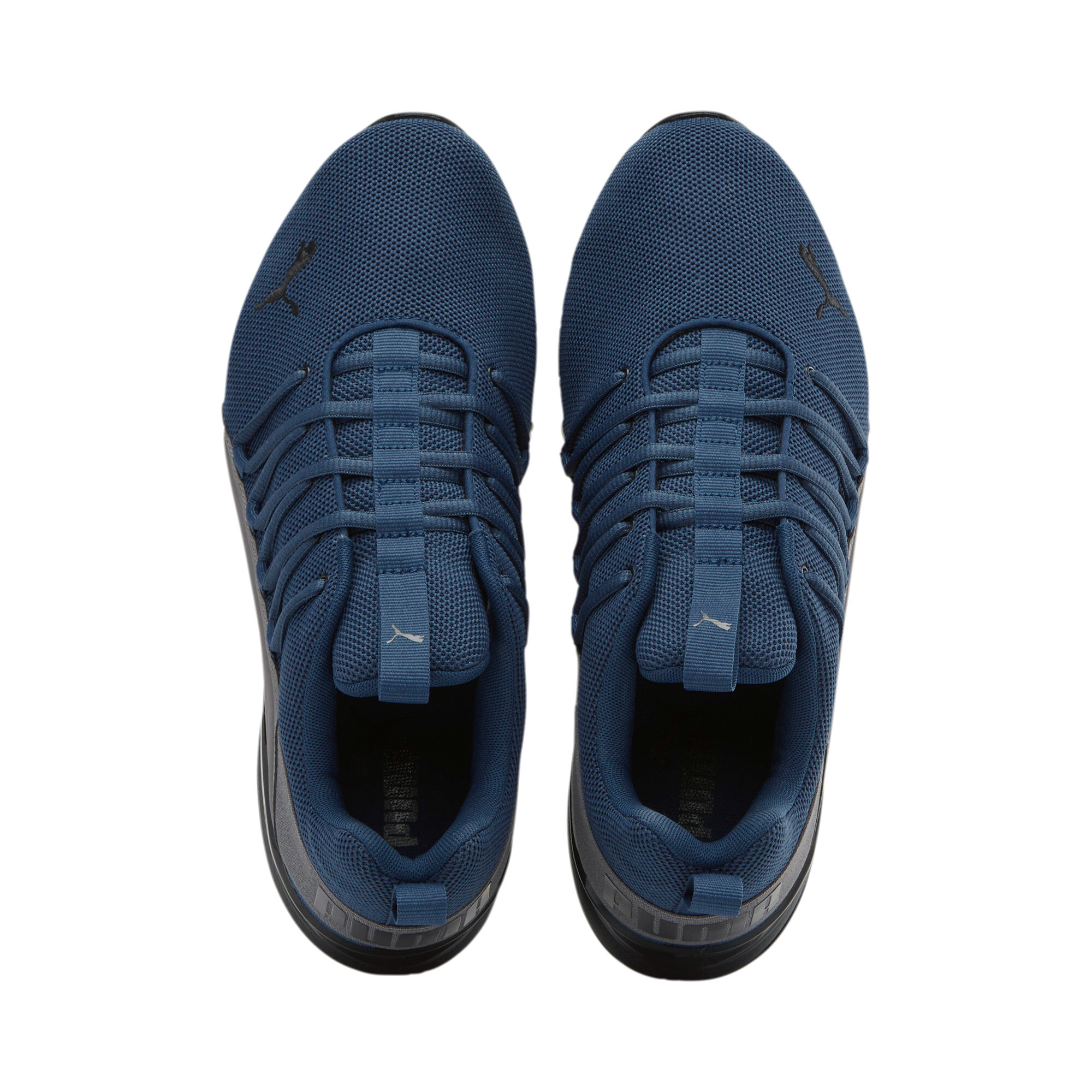 puma momenta black white