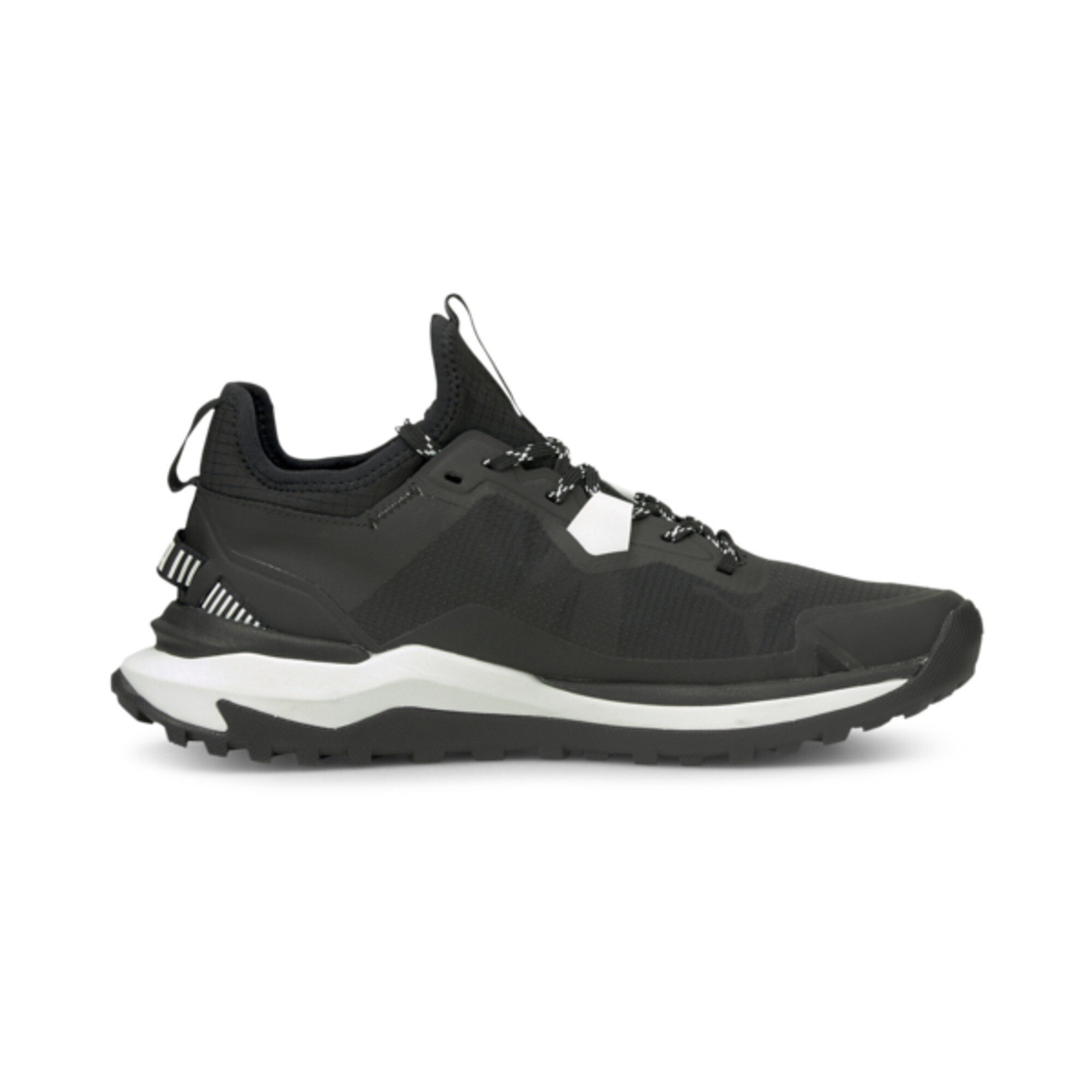 Men's PUMA Voyage Nitro Trail Running Shoes In 10 - Black, Size EU 40.5