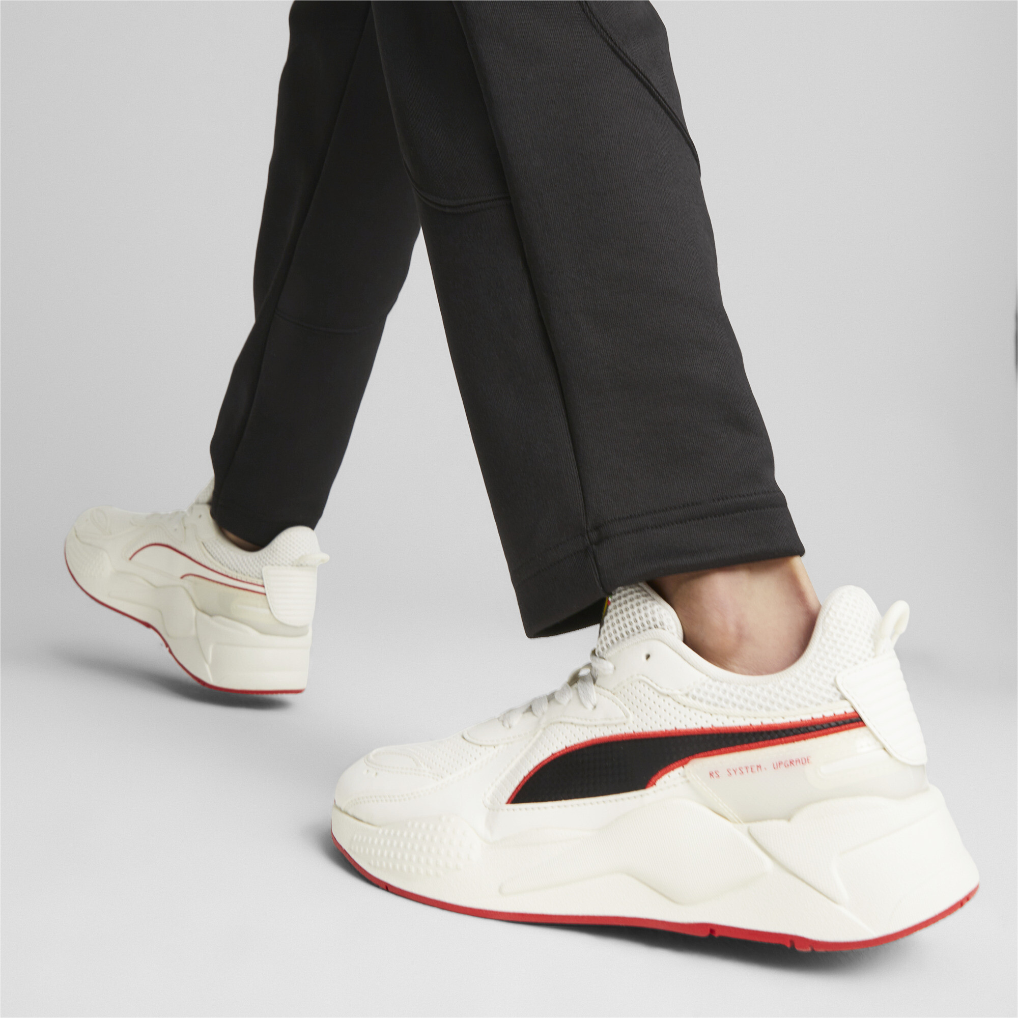 Men's Puma Scuderia Ferrari RS-X Sneakers, White, Size 37.5, Shoes