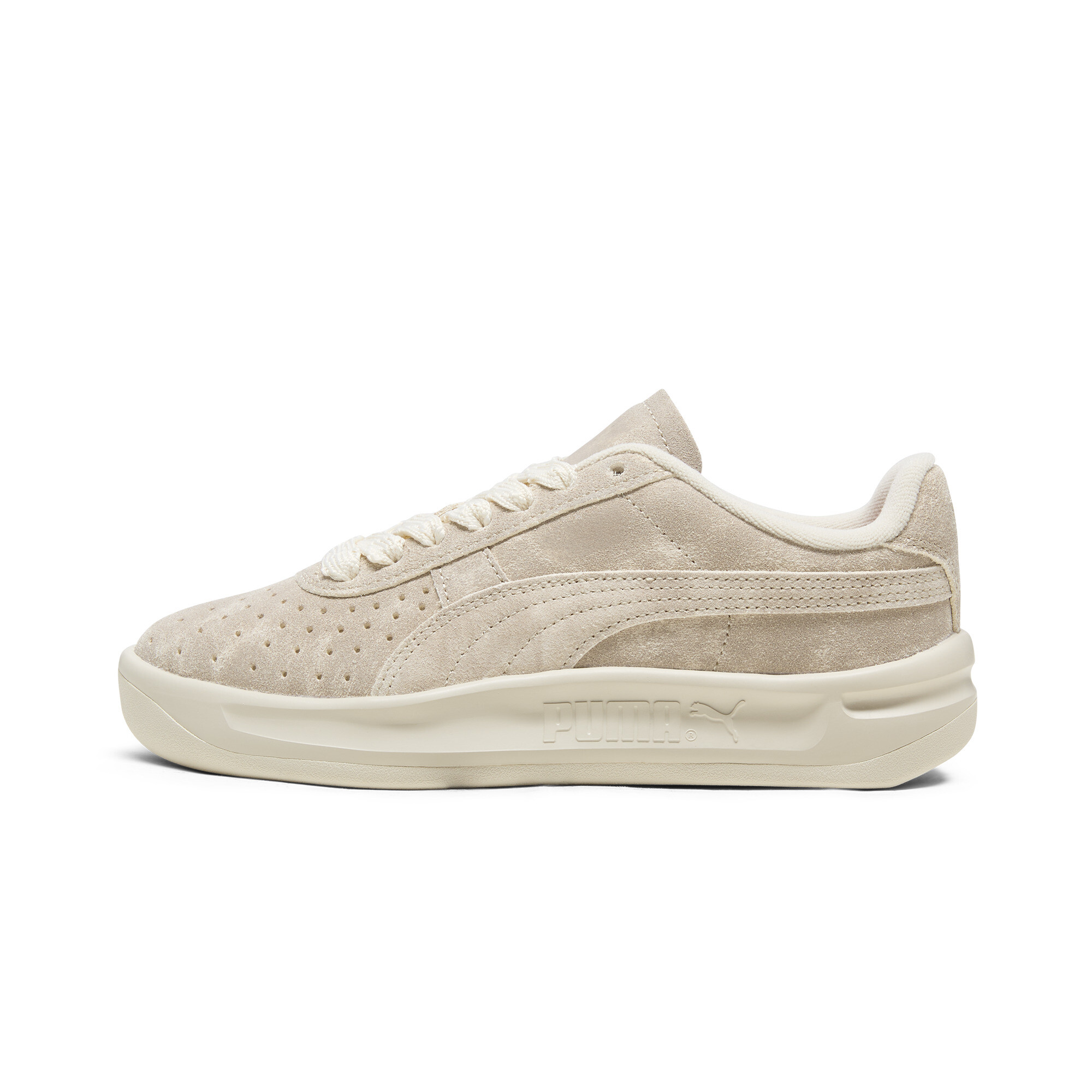 PUMA Ferrari GV Special Desert Big Kids' Sneakers in Beige, Size 5.5