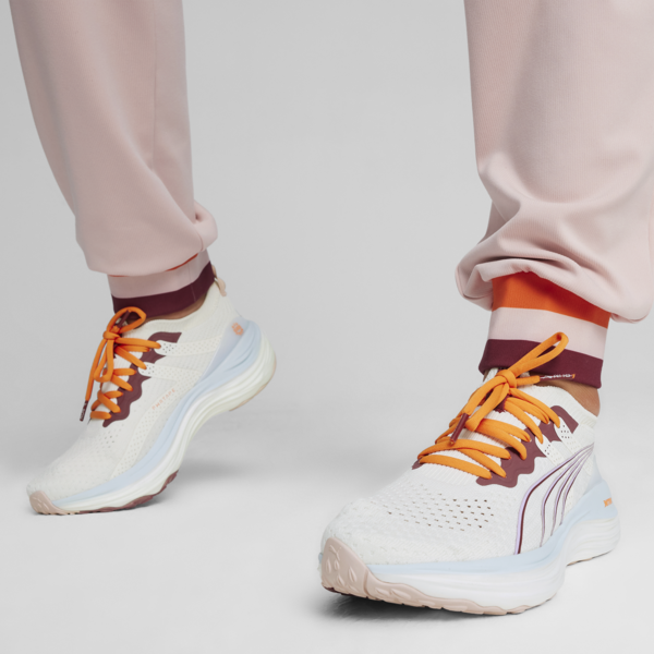 Zapatillas de running para mujer ForeverRun NITRO™ Lemlem, Warm White-Icy Blue-Team Regal Red, large-ARG