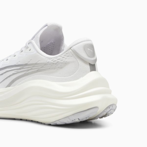 Tenis de correr MagMax NITRO para hombre, PUMA White-PUMA Silver, large-MEX