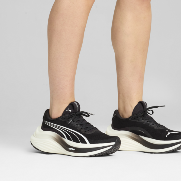 Zapatillas de running MagMax NITRO™ para mujer, PUMA Black-PUMA White, large-ARG