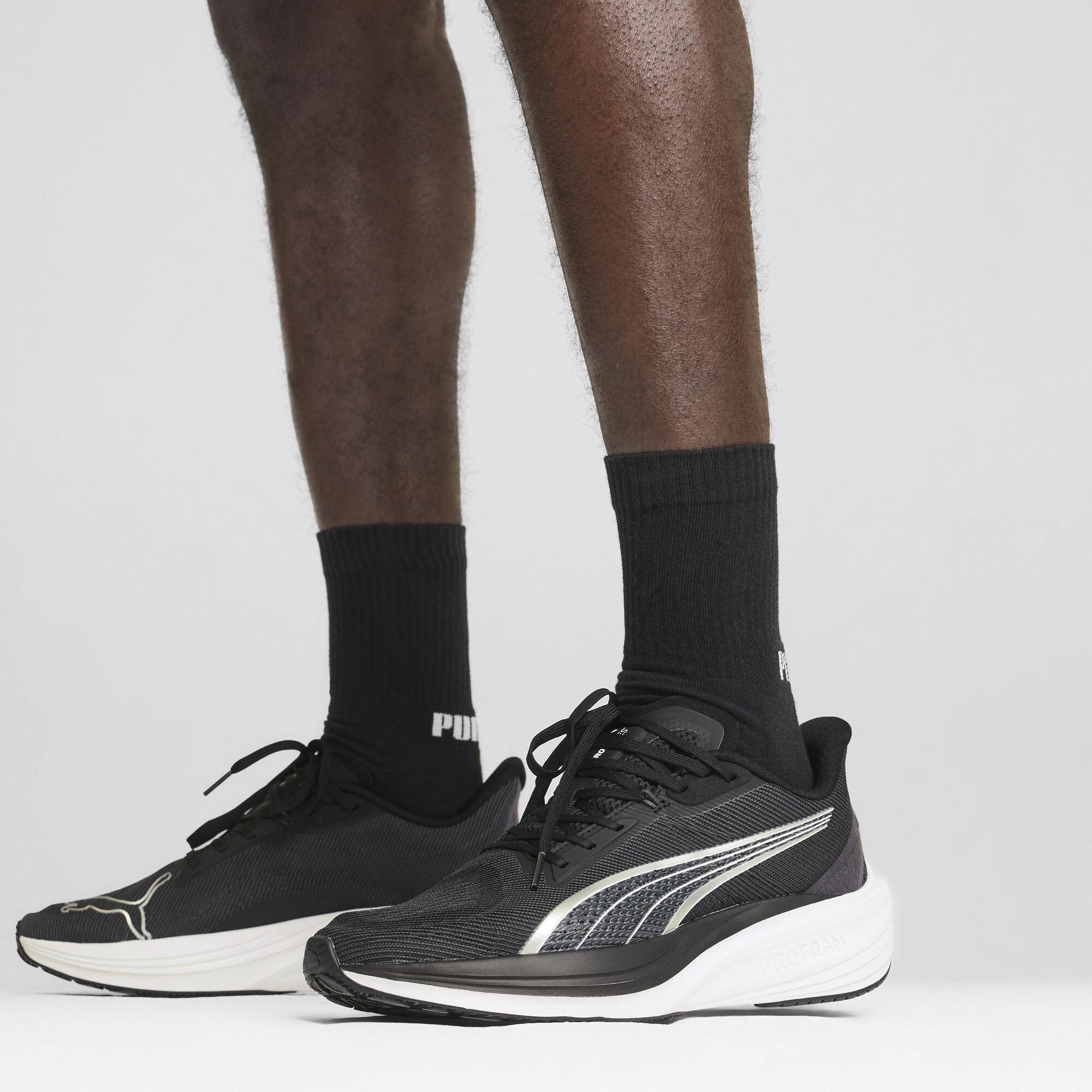 PUMA Darter Pro hardloopschoenen, Zwart/Wit, Maat 42 thumbnail 8