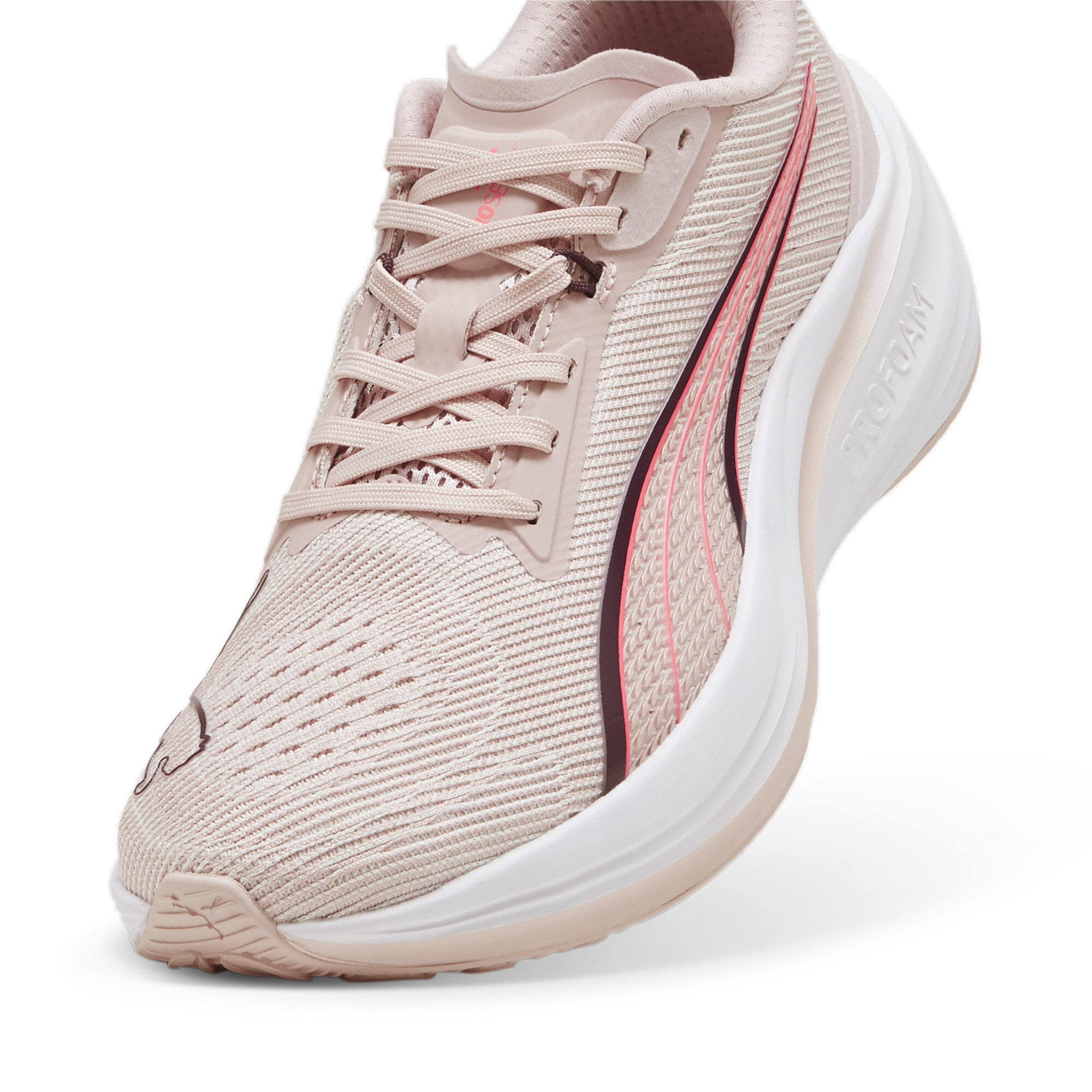 Men's PUMA Darter Pro Running Shoes In Pink, Size EU 40