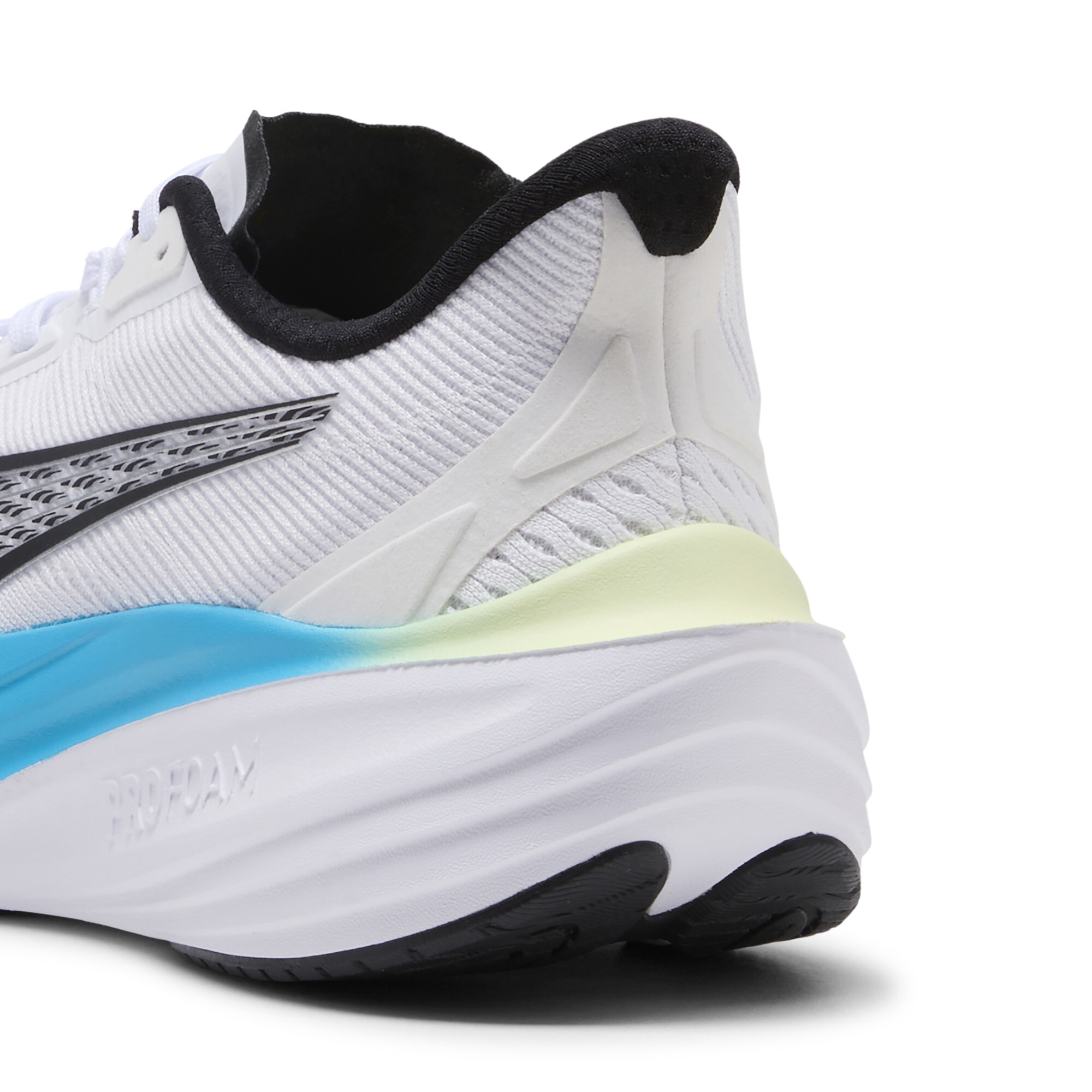 PUMA Darter Pro hardloopschoenen, Zwart/Wit, Maat 43 thumbnail 5