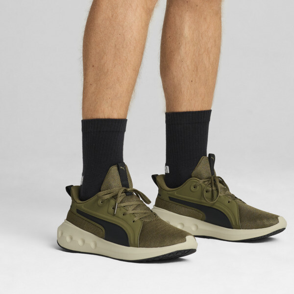 Puma green sports shoes top