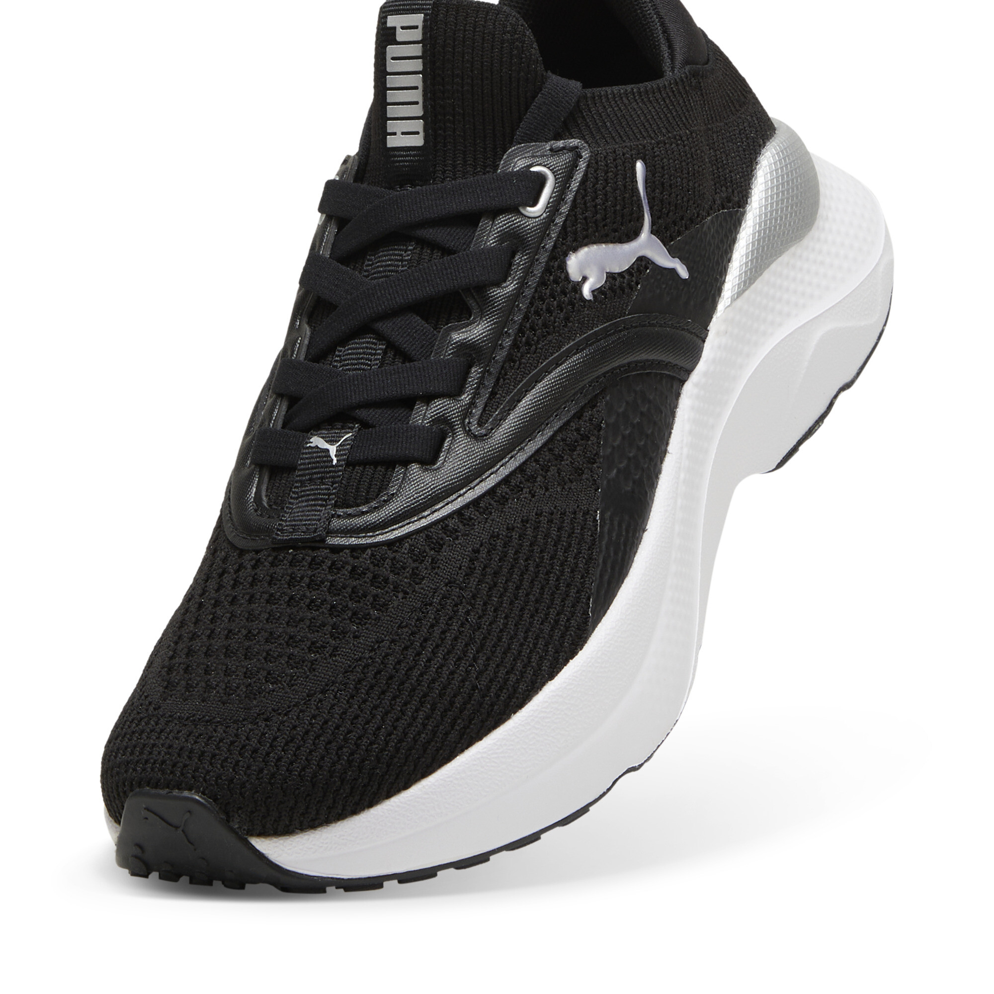 SOFTRIDE Mayve hardloopschoenen voor Dames, Zwart/Wit, Maat 36 | PUMA