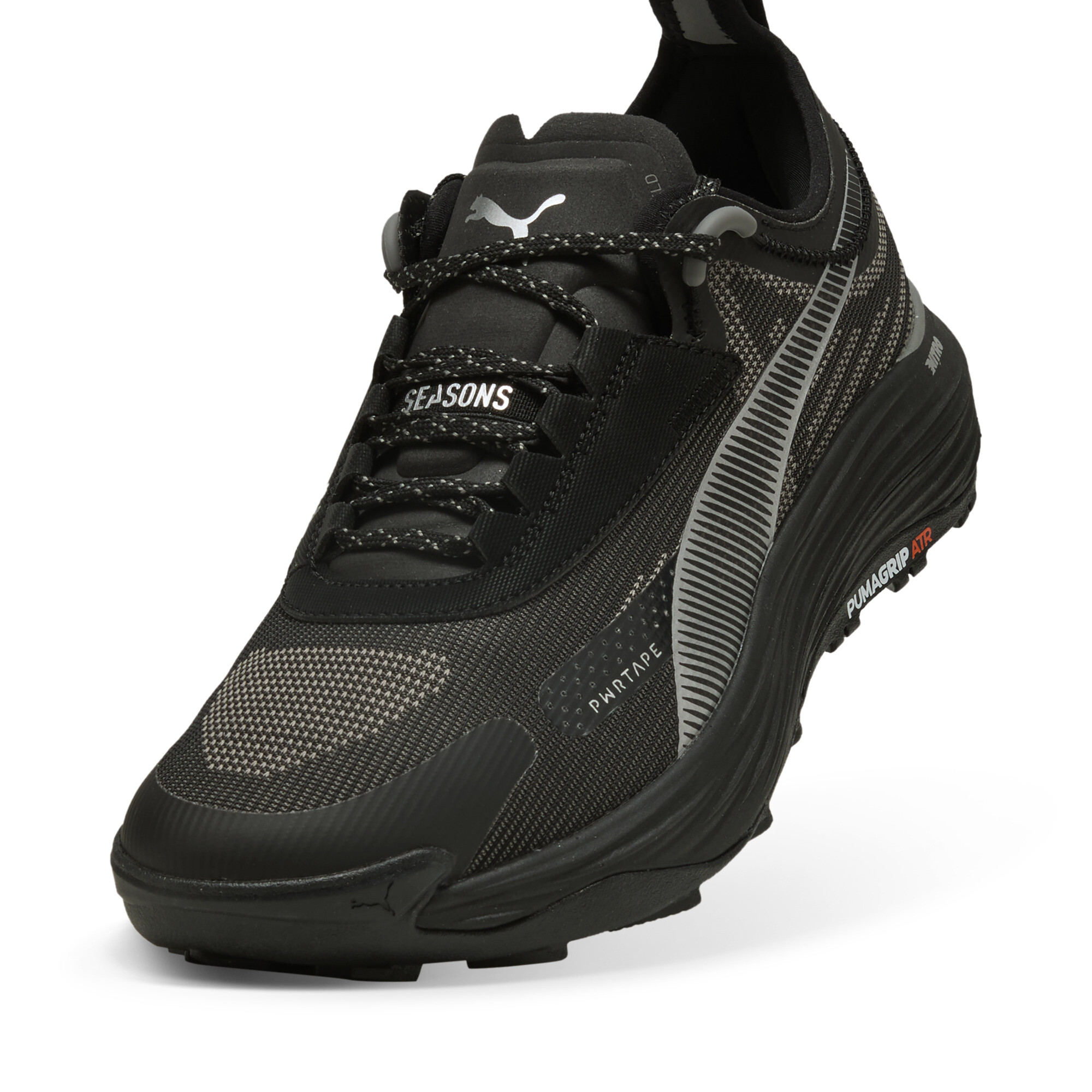 Voyage NITRO™ 3 hardloopschoenen voor Heren, Zwart/Zilver, Maat 42,5 | PUMA