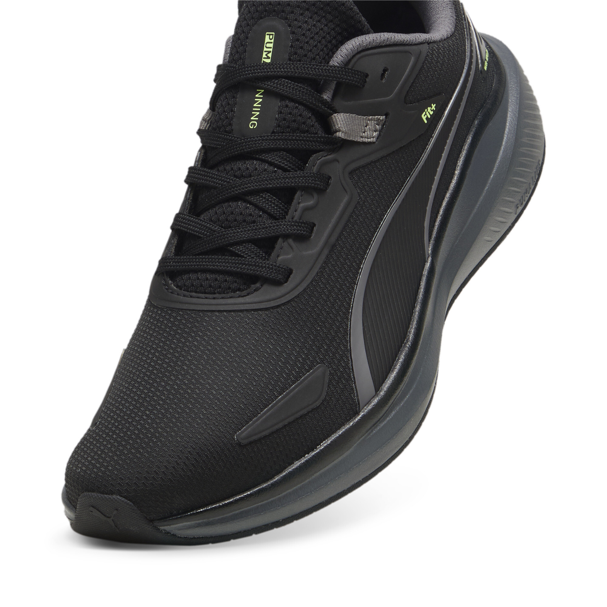 PUMA Skyrocket Lite WTR hardloopschoenen unisex voor Dames, Zwart