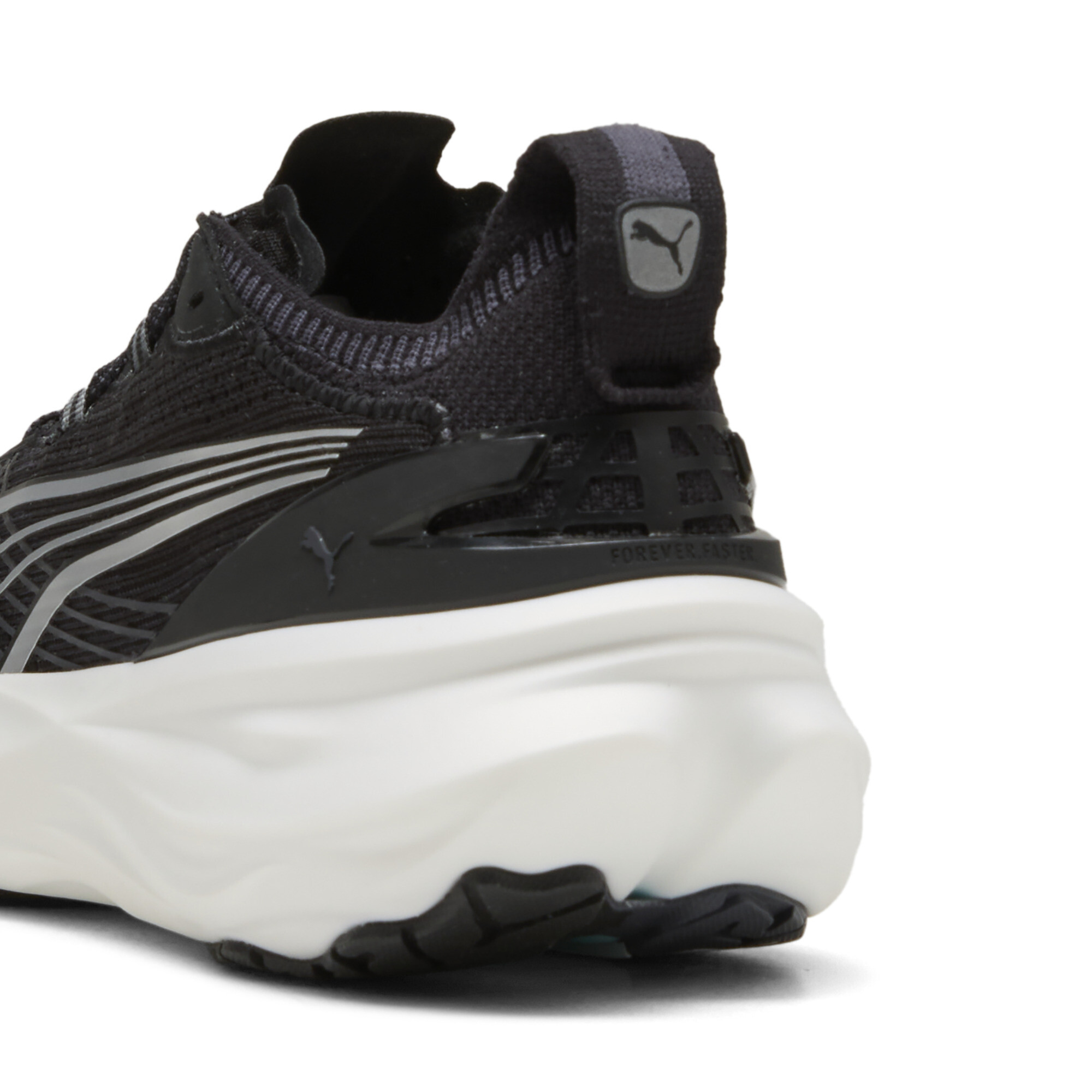PUMA ForeverRun NITROâ¢ 2 hardloopschoenen voor Dames, Zwart/Wit, Maat 36 thumbnail 5