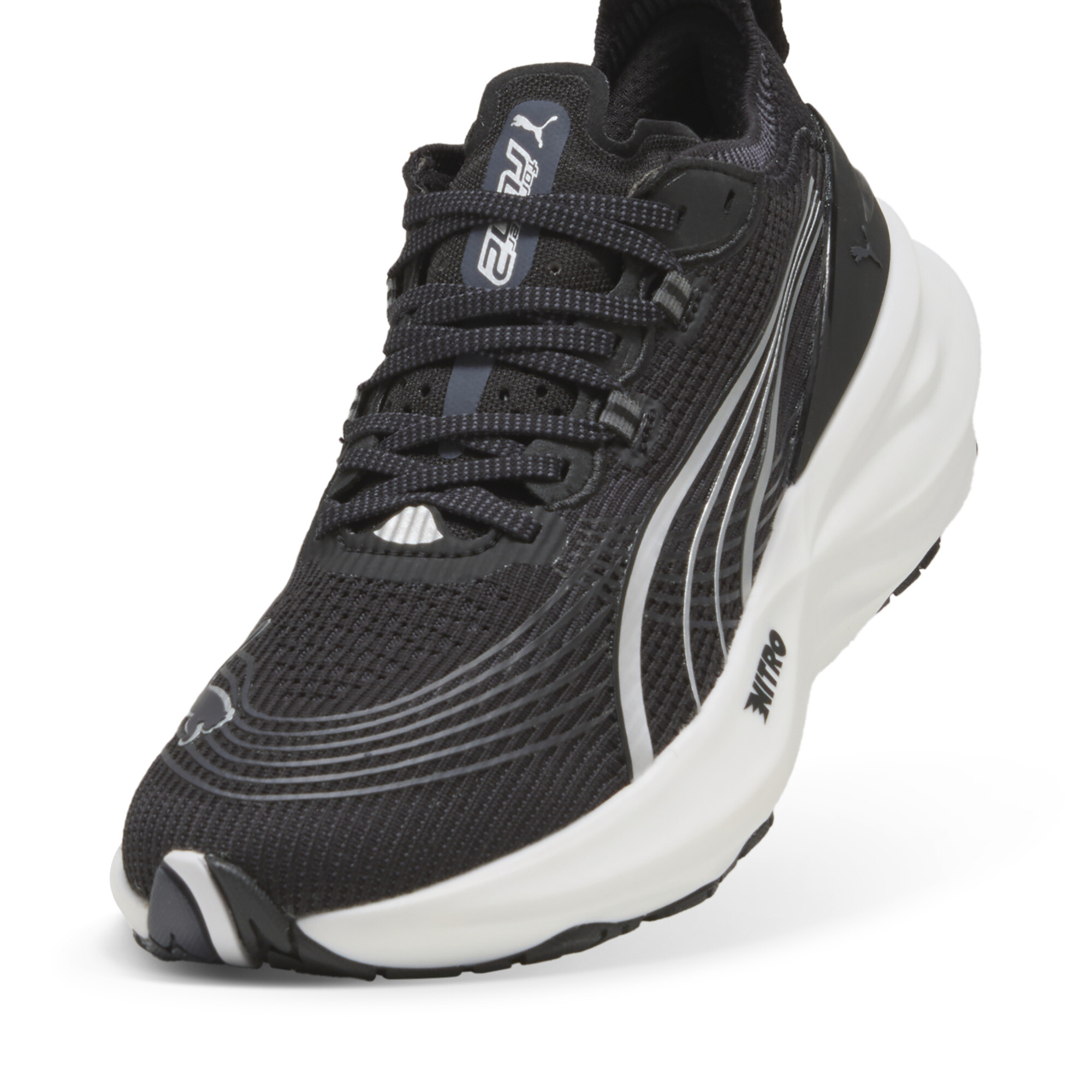 PUMA ForeverRun NITROâ¢ 2 hardloopschoenen voor Dames, Zwart/Wit, Maat 36 thumbnail 2