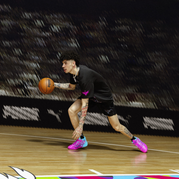 MB.04 Iridescent Basketball Shoes, Deep Orchid-Poison Pink, large-MEX