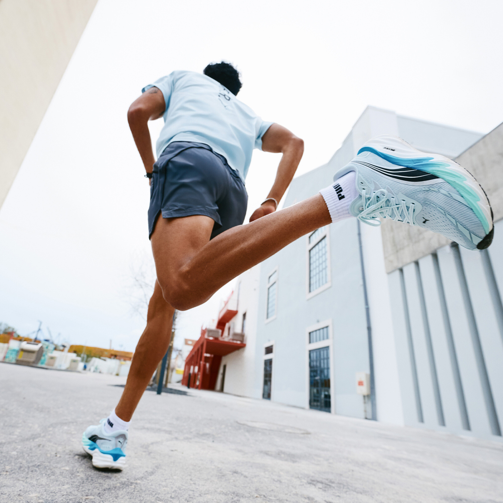 PUMA Velocity NITROâ¢ 4 hardloopschoenen voor Heren, Blauw, Maat 48,5 thumbnail 2