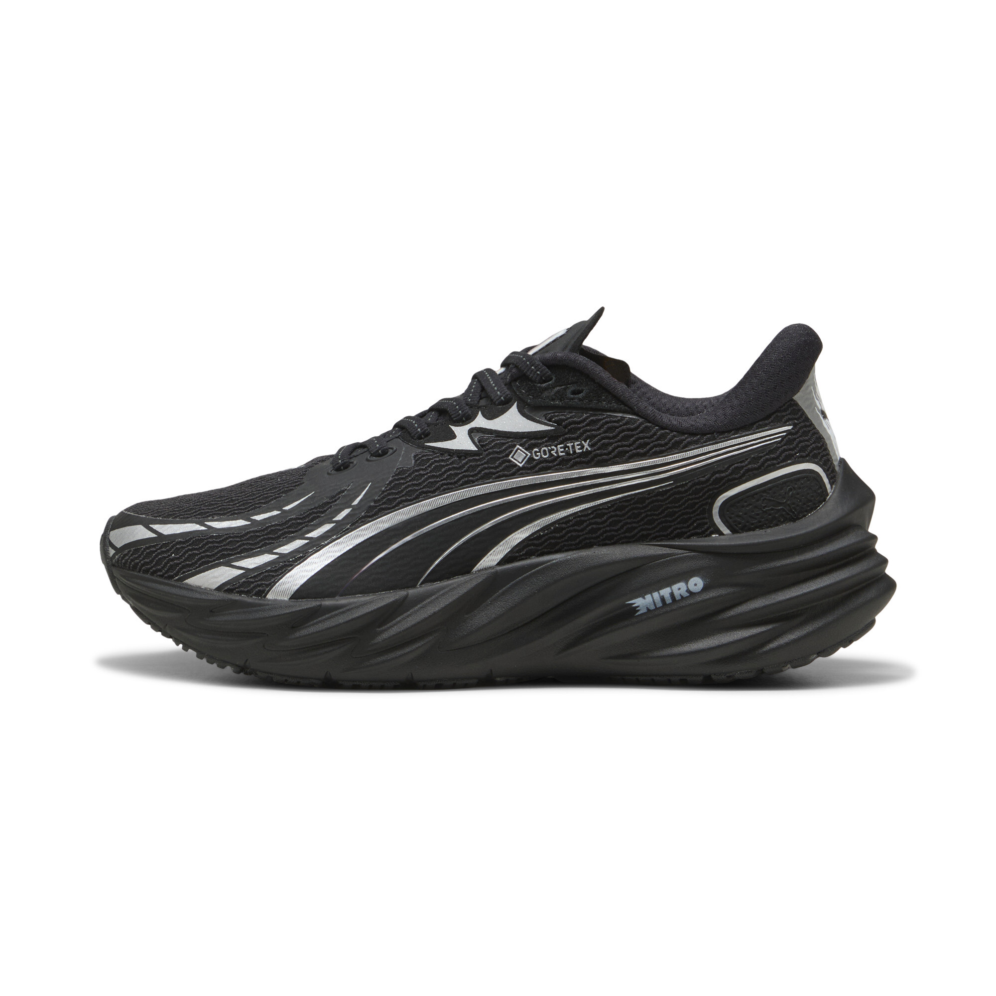 PUMA Velocity NITROâ¢ 4 GTX hardloopschoenen voor Dames, Zwart/Zilver, Maat 42