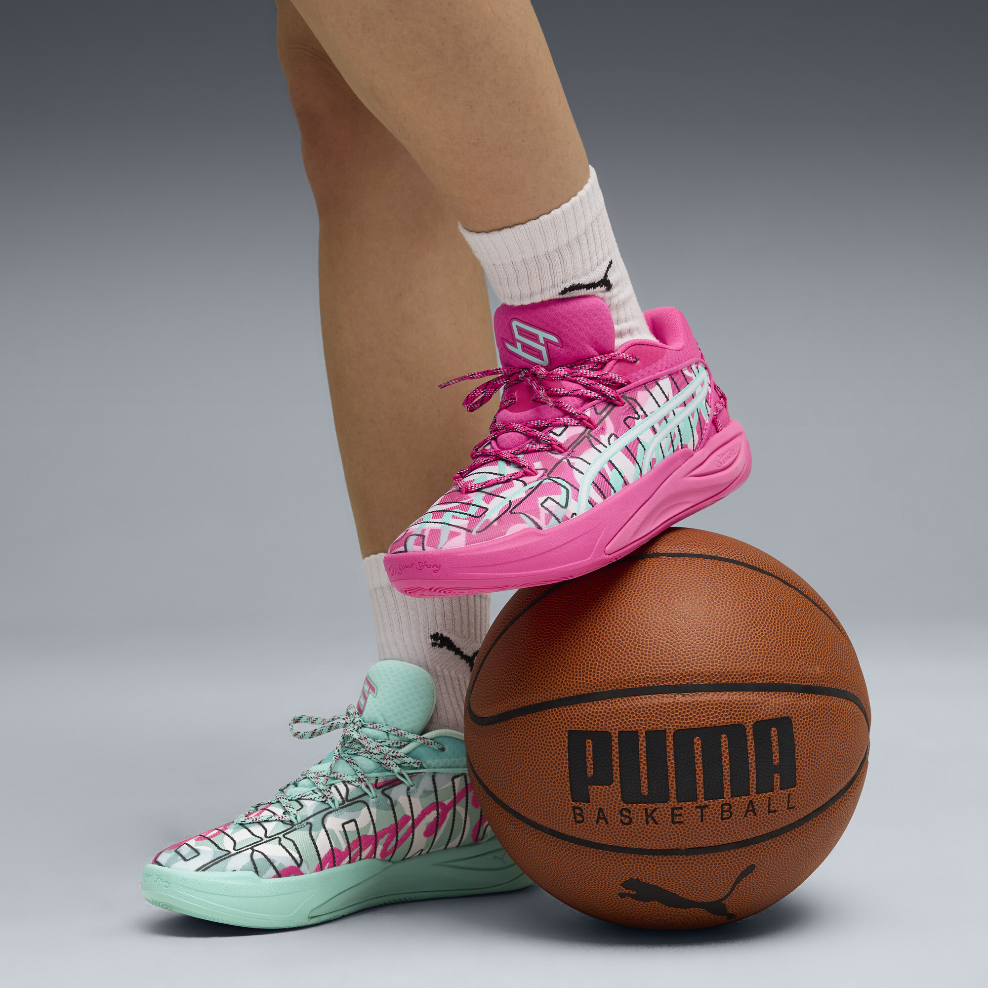 PUMA Stewie 4 Timeless basketbalschoenen voor Dames, Maat 39 thumbnail 10