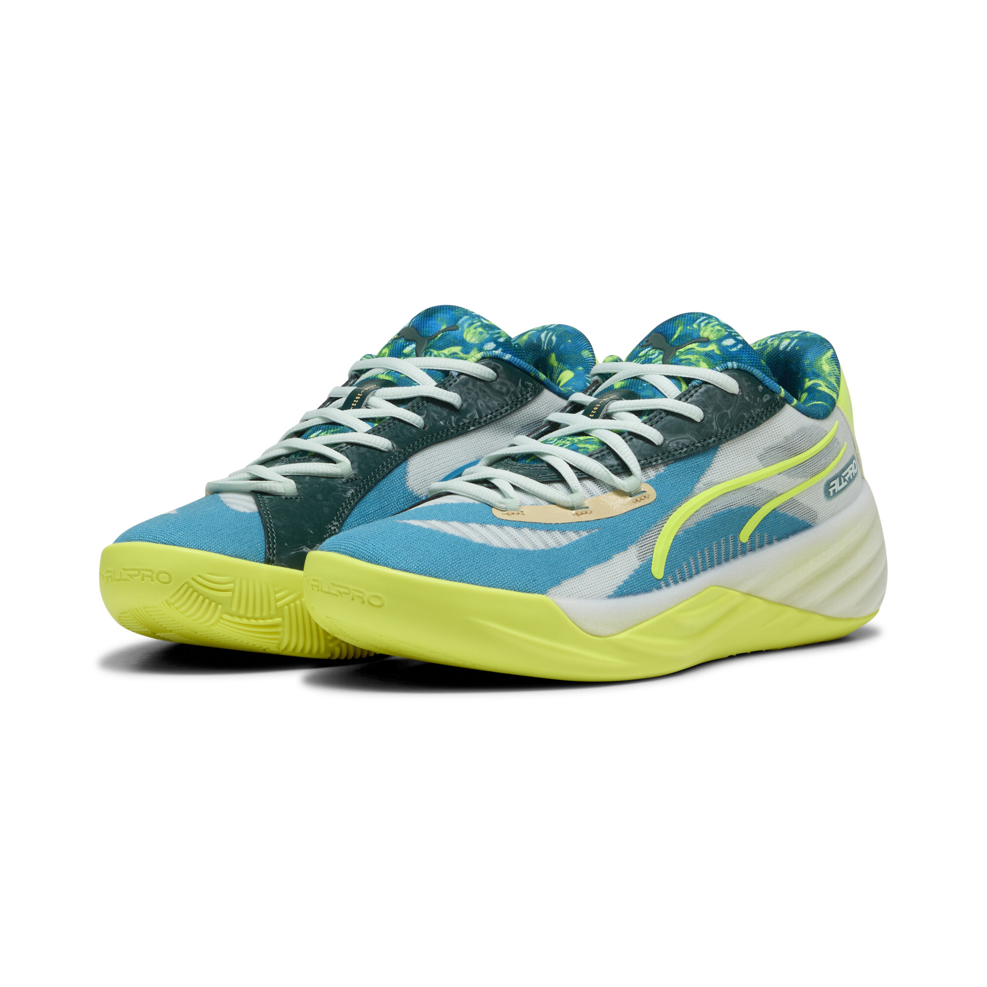商品情報プーマバスケットボールのコレクションである、"PUMA HOOPS"の最新のバスケットボールシューズが登場。優れたクッショニングのNITROフォーム、サポート力を高めるTP