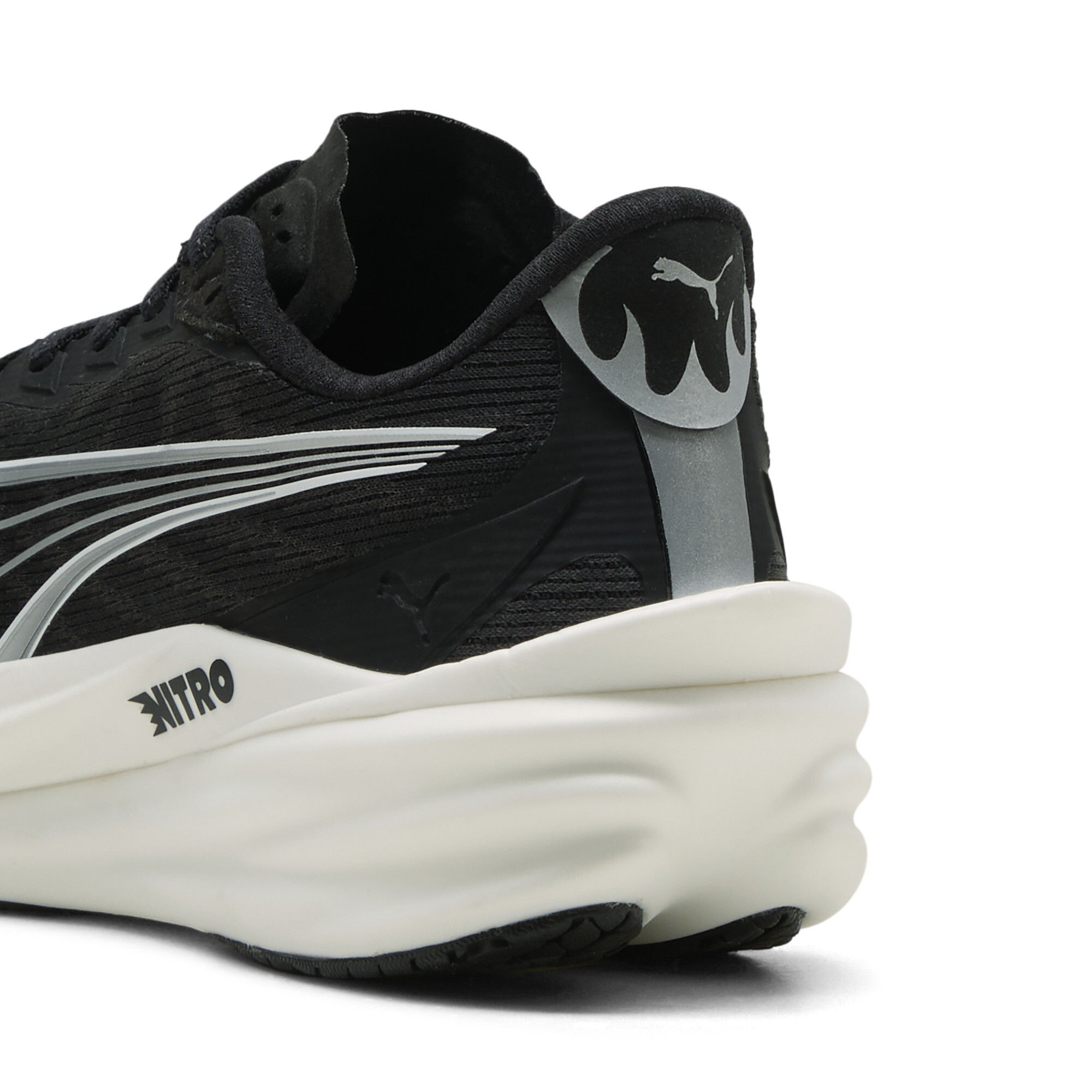 PUMA Deviate NITRO™ 4 hardloopschoenen voor Dames, Zwart/Wit/Zilver, Maat 42 thumbnail 5