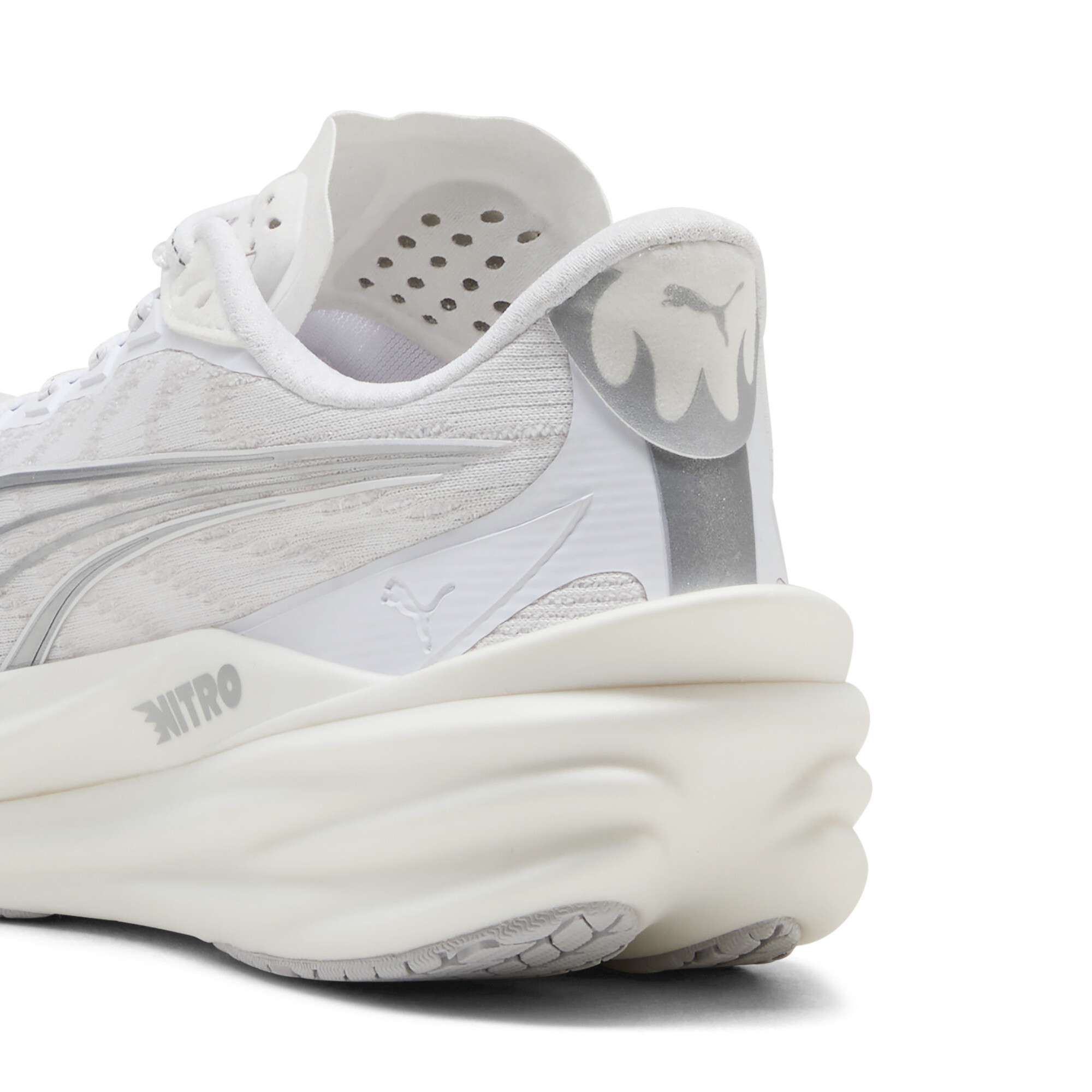 PUMA Deviate NITRO™ 4 hardloopschoenen voor Dames, Grijs/Wit, Maat 35,5 thumbnail 5