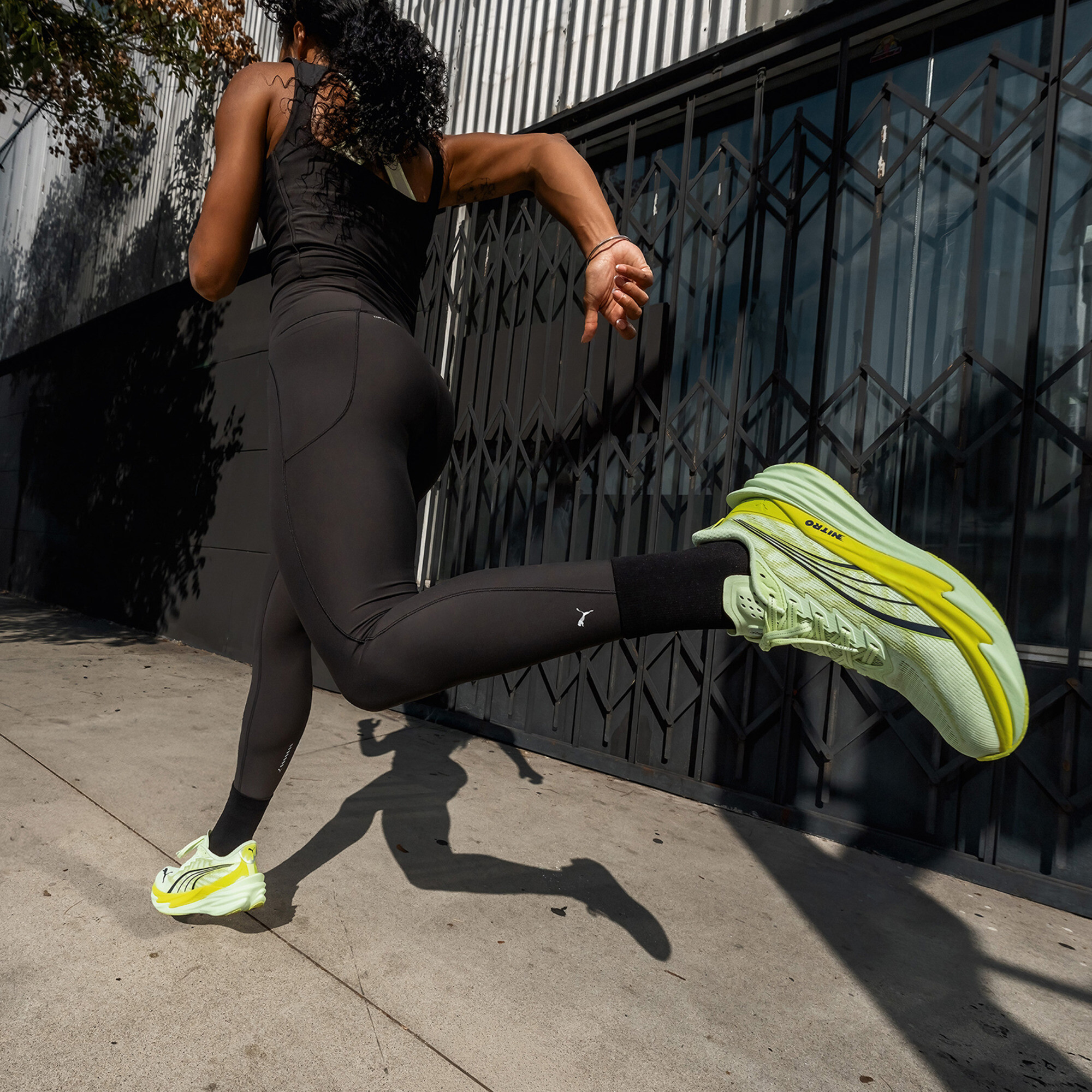 PUMA Deviate NITRO™ 4 hardloopschoenen voor Dames, Groen, Maat 36 thumbnail 2