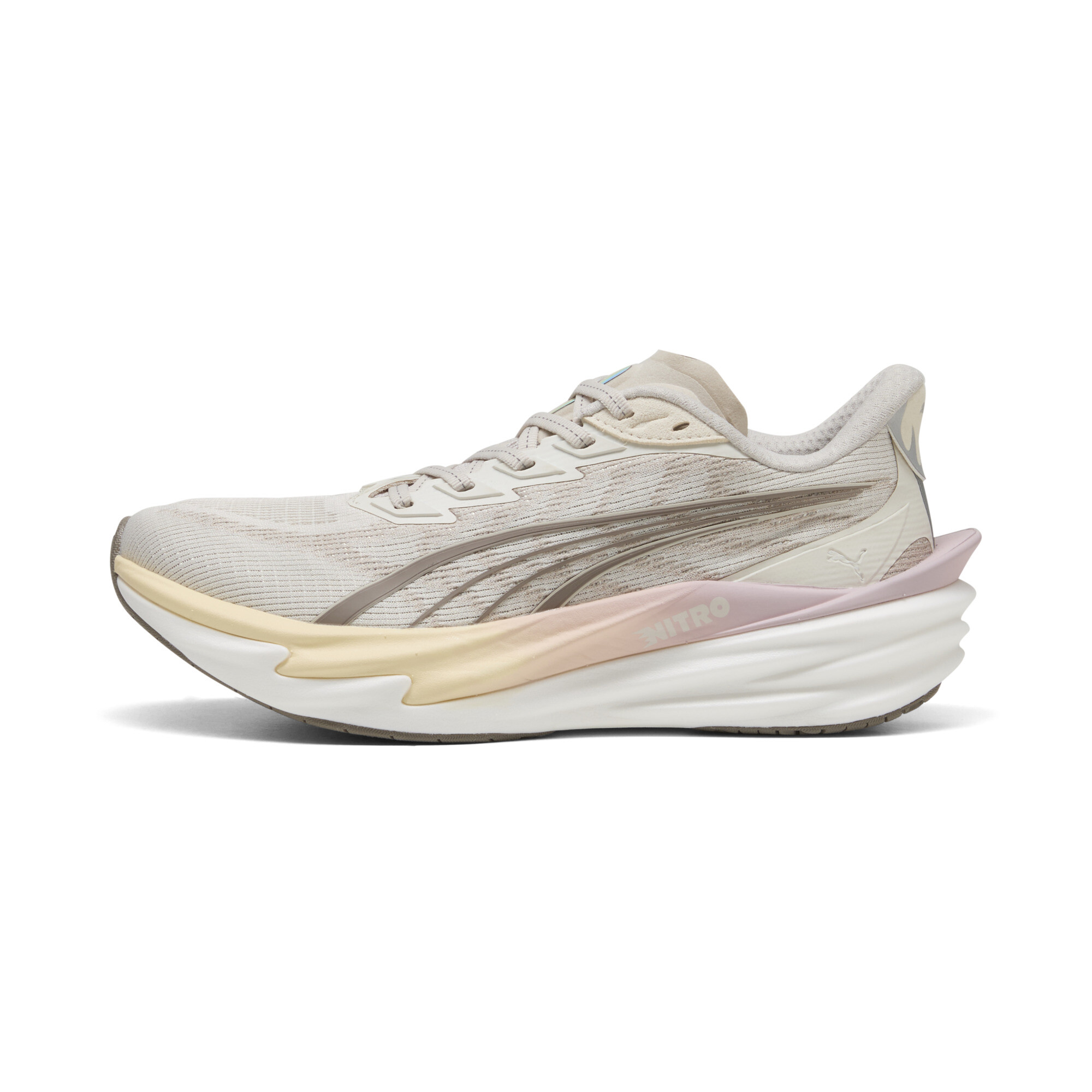 PUMA Deviate NITRO™ 4 Women's Road Running Shoes in White, Size 10.5