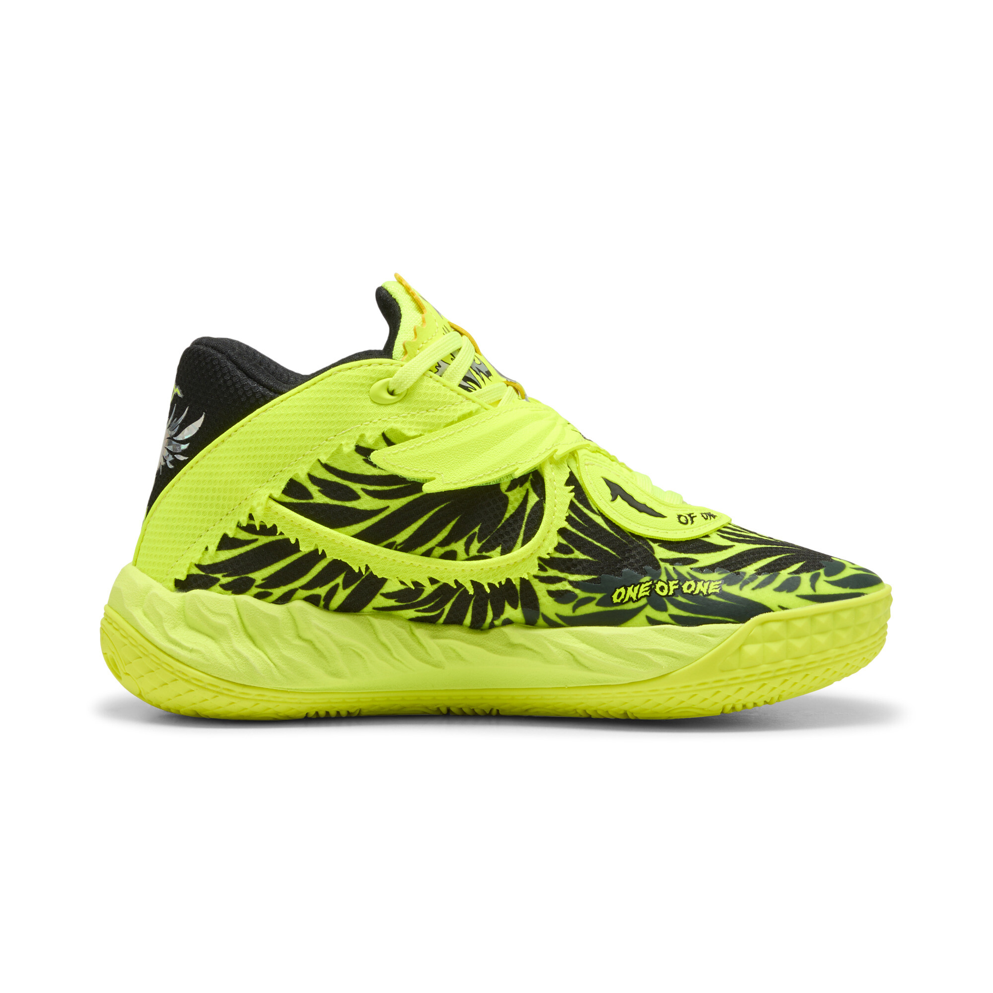 PUMA MB.05 Voltage basketbalschoenen, Zwart/Geel, Maat 39 thumbnail 4