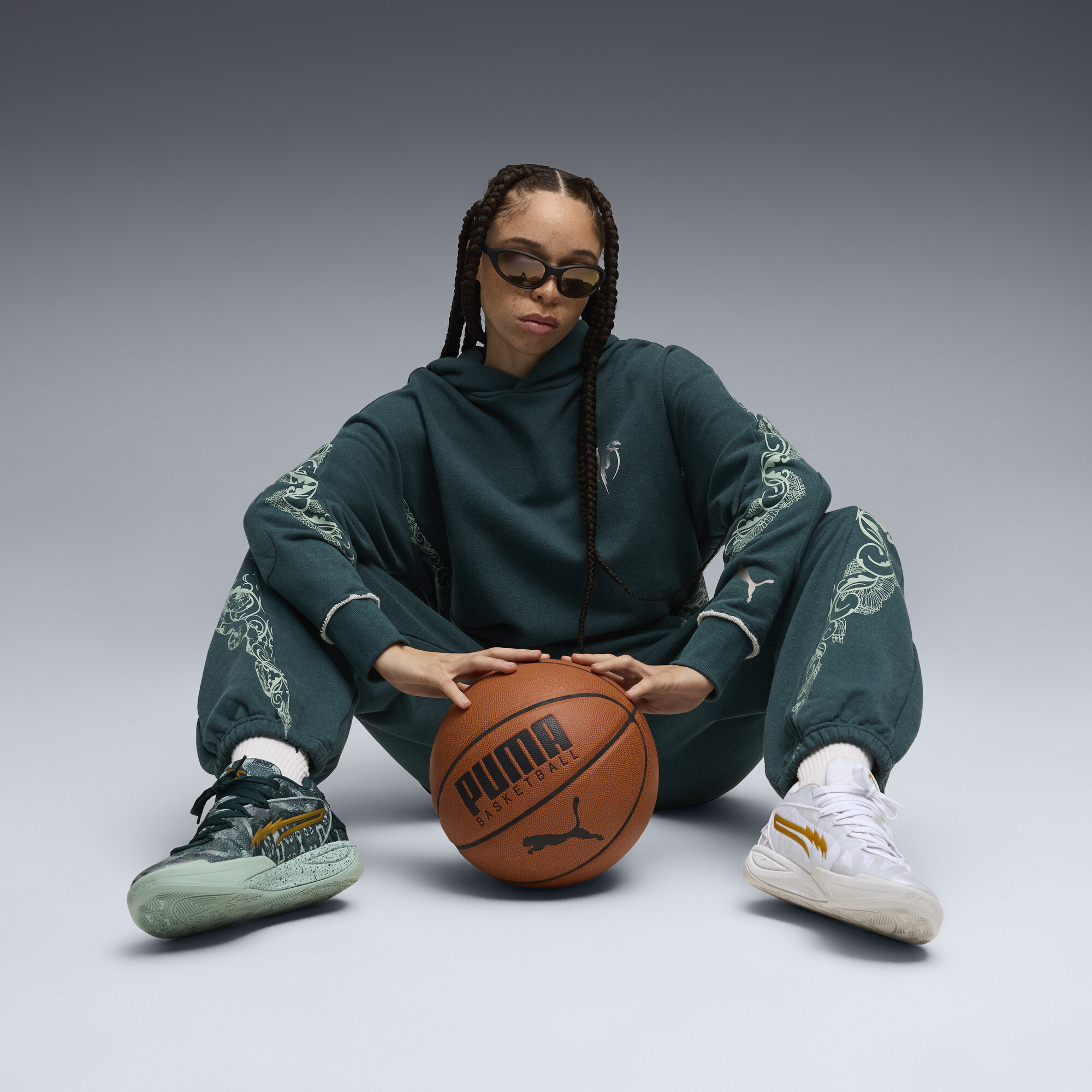 PUMA Stewie 4 Harry Potterâ¢ basketbalschoenen voor Dames, Groen/Wit, Maat 39 thumbnail 8