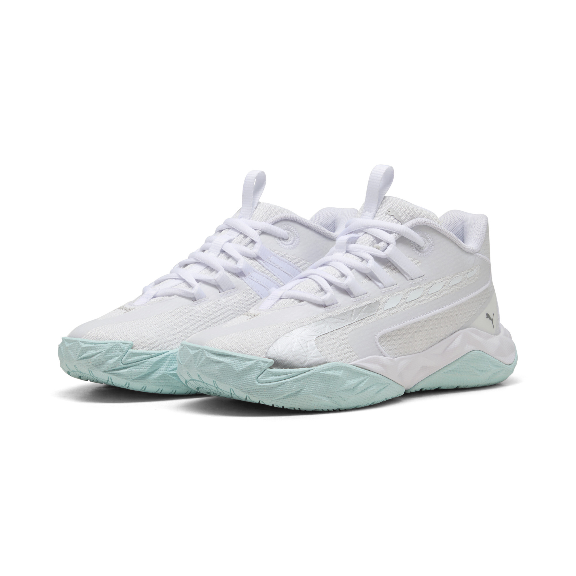 PUMA Dagger 2 middelhoge basketbalschoenen, Grijs/Wit/Zilver, Maat 36