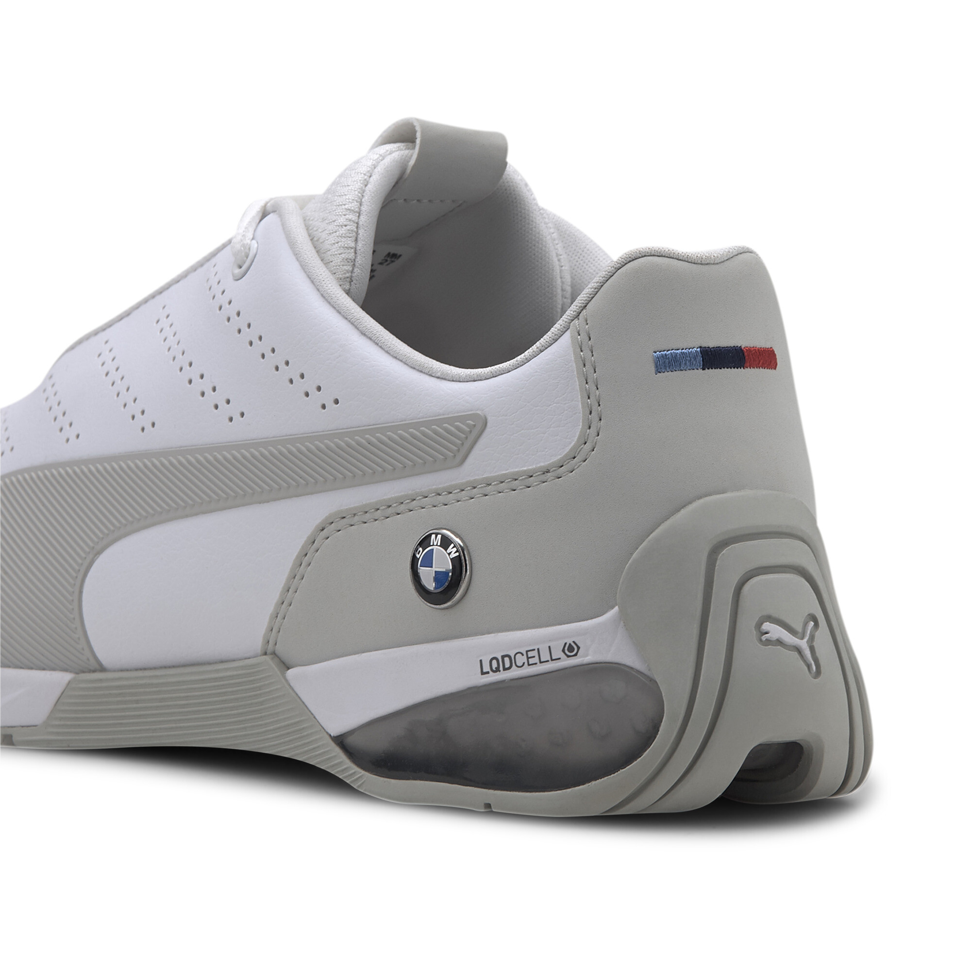 platform white pumas