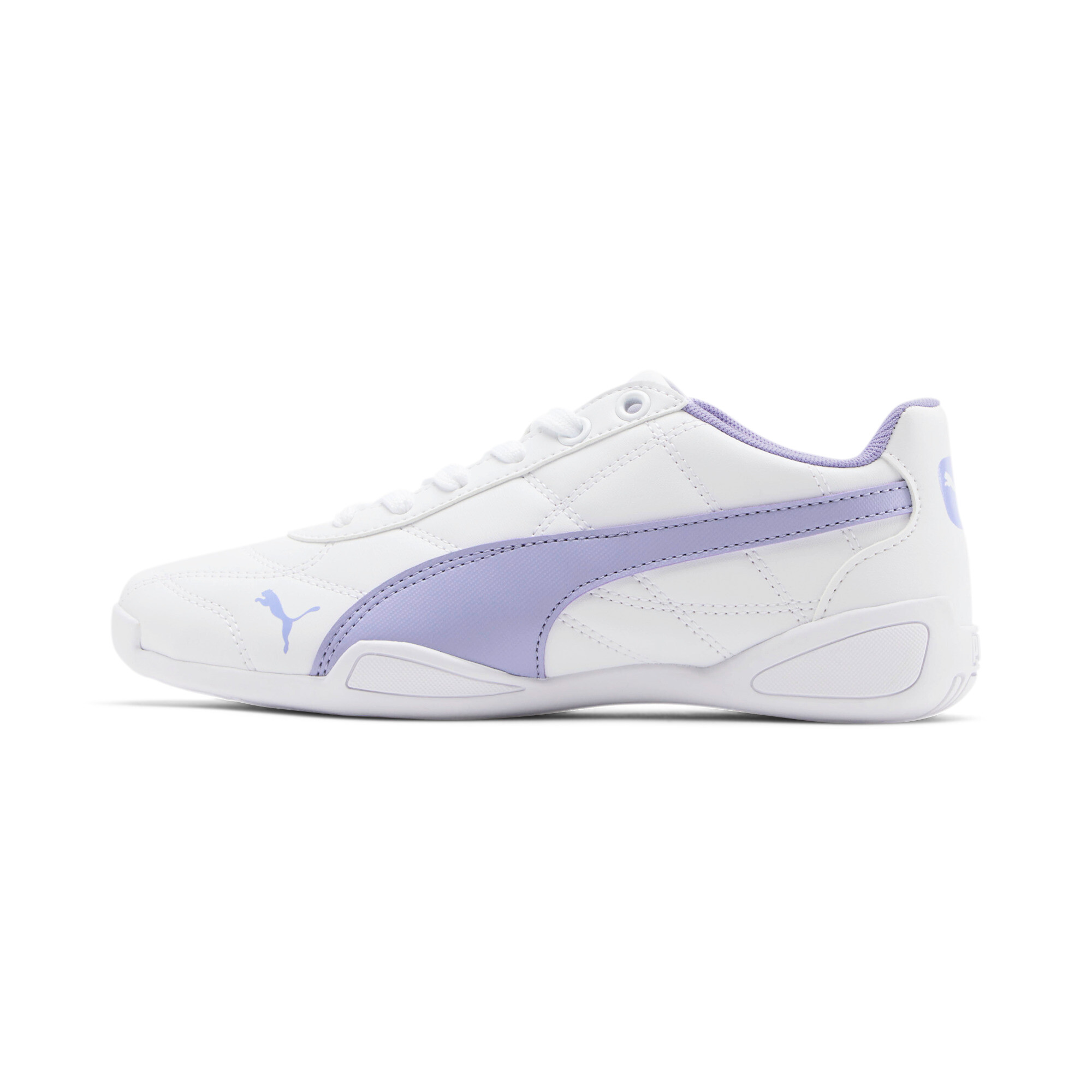 hiking shoes for men near me
