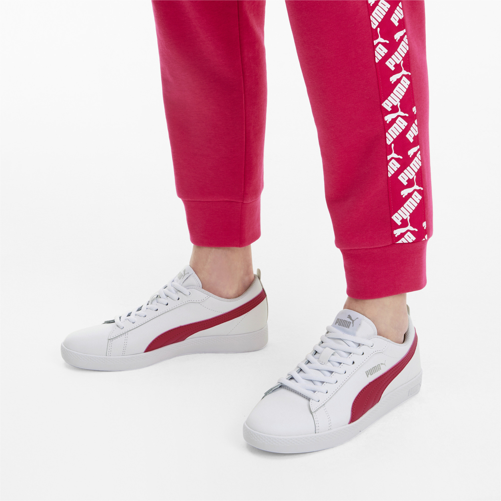 smash v2 leather trainers puma