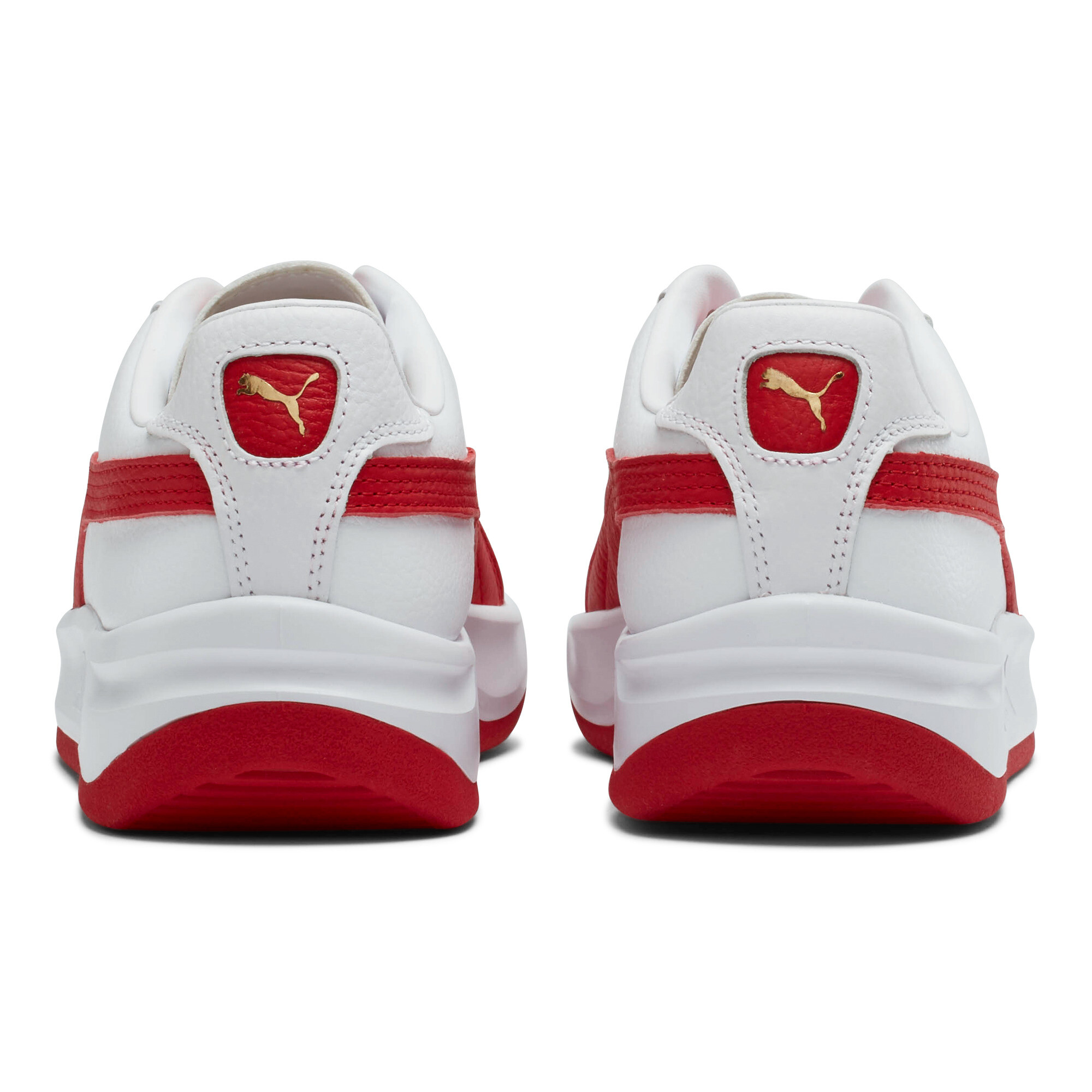 where to get cheap tennis shoes