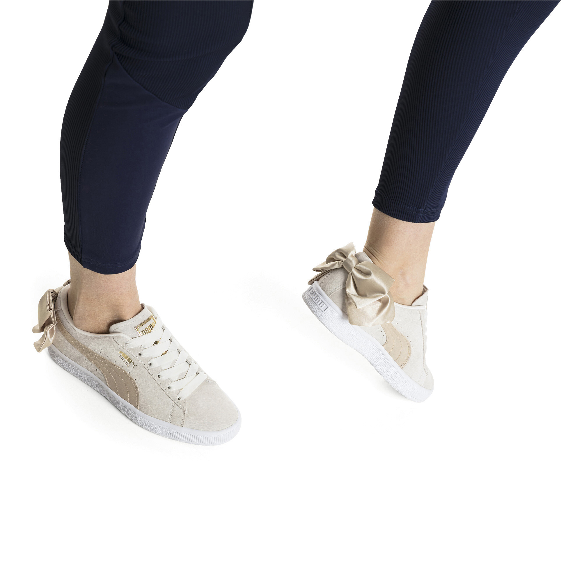 Details zu PUMA Suede Bow Varsity Damen Sneaker Frauen Schuhe Sport Classics Neu Details zu PUMA Suede Bow Varsity Damen Sneaker Frauen Schuhe Sport Classics Neu