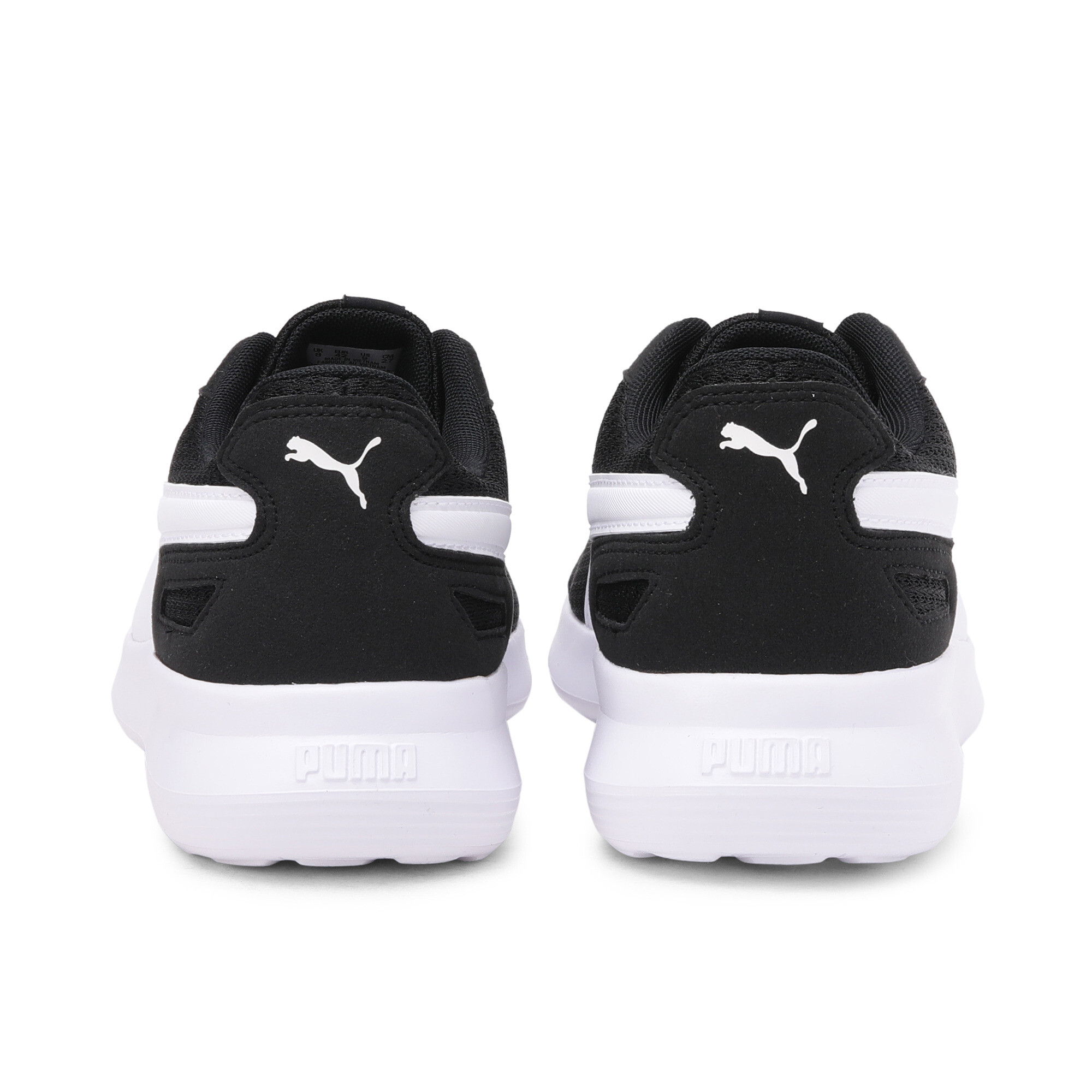 st activate men's sneakers