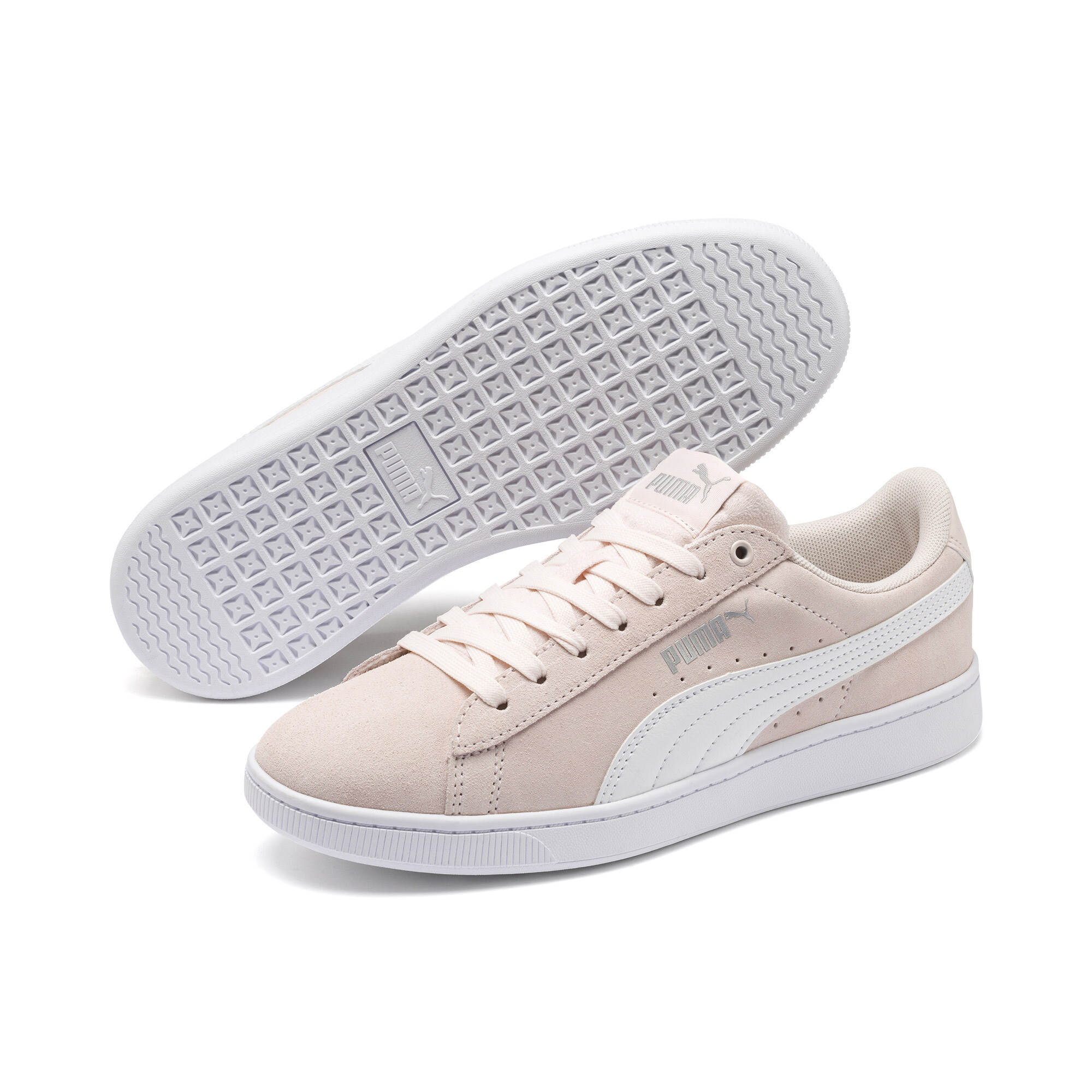 pumas women's sneakers