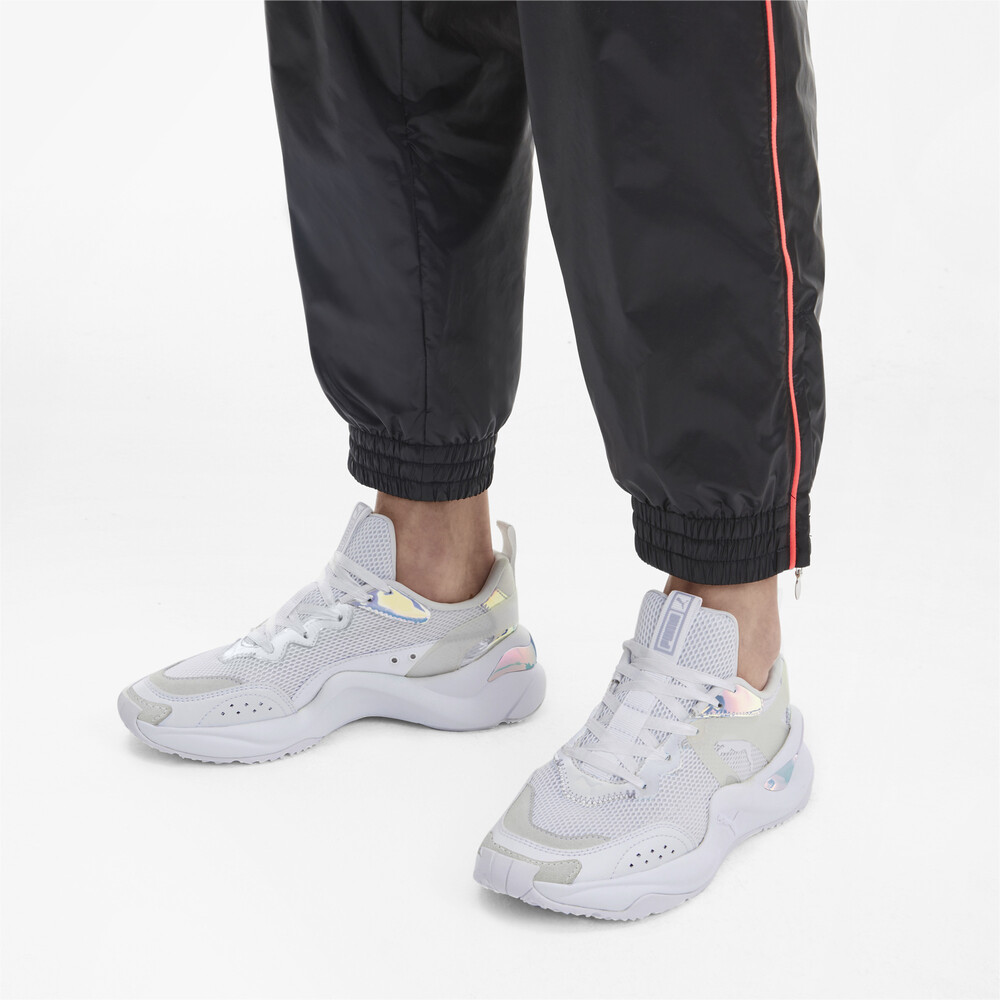 Rise glow women's sneakers