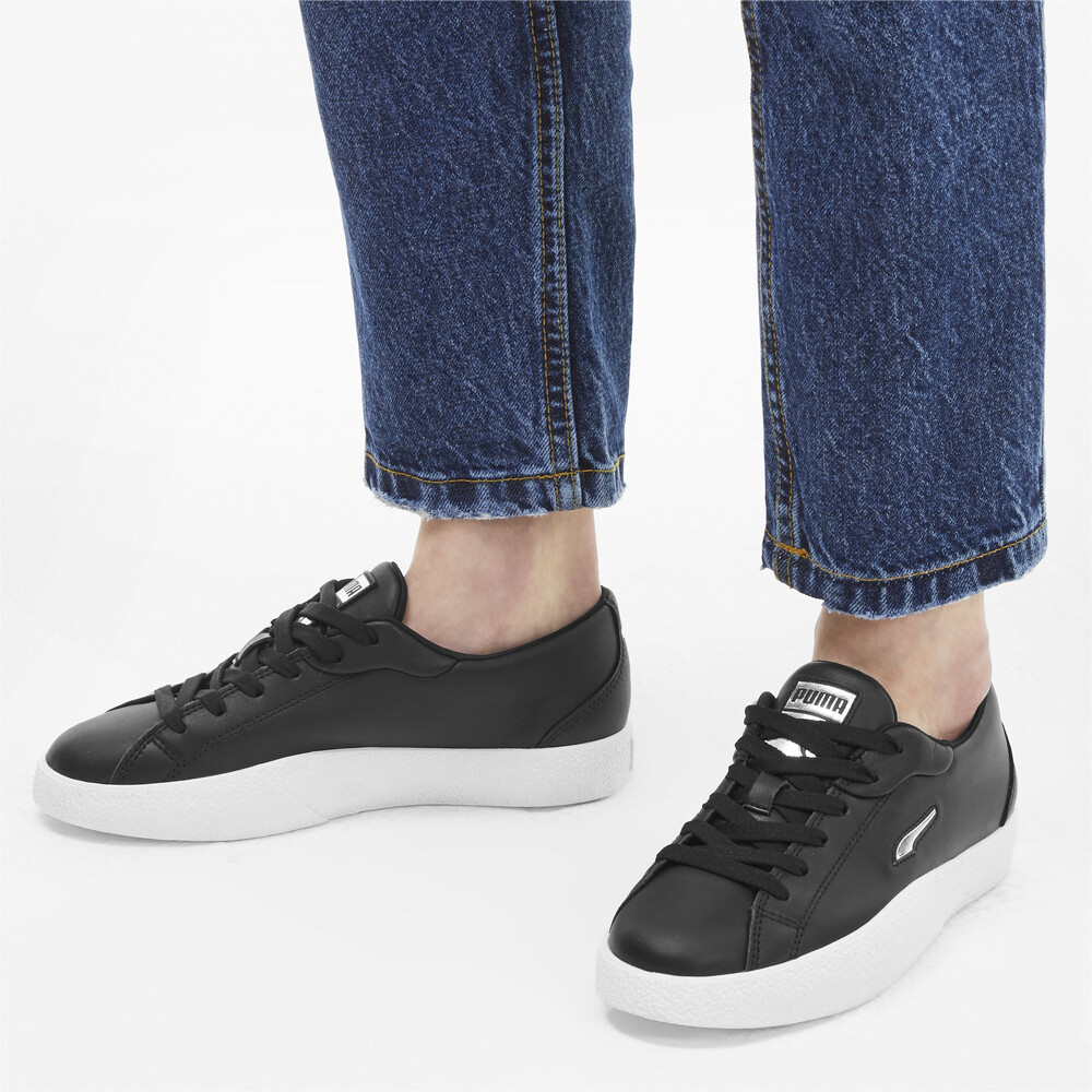 love twist women s sneakers