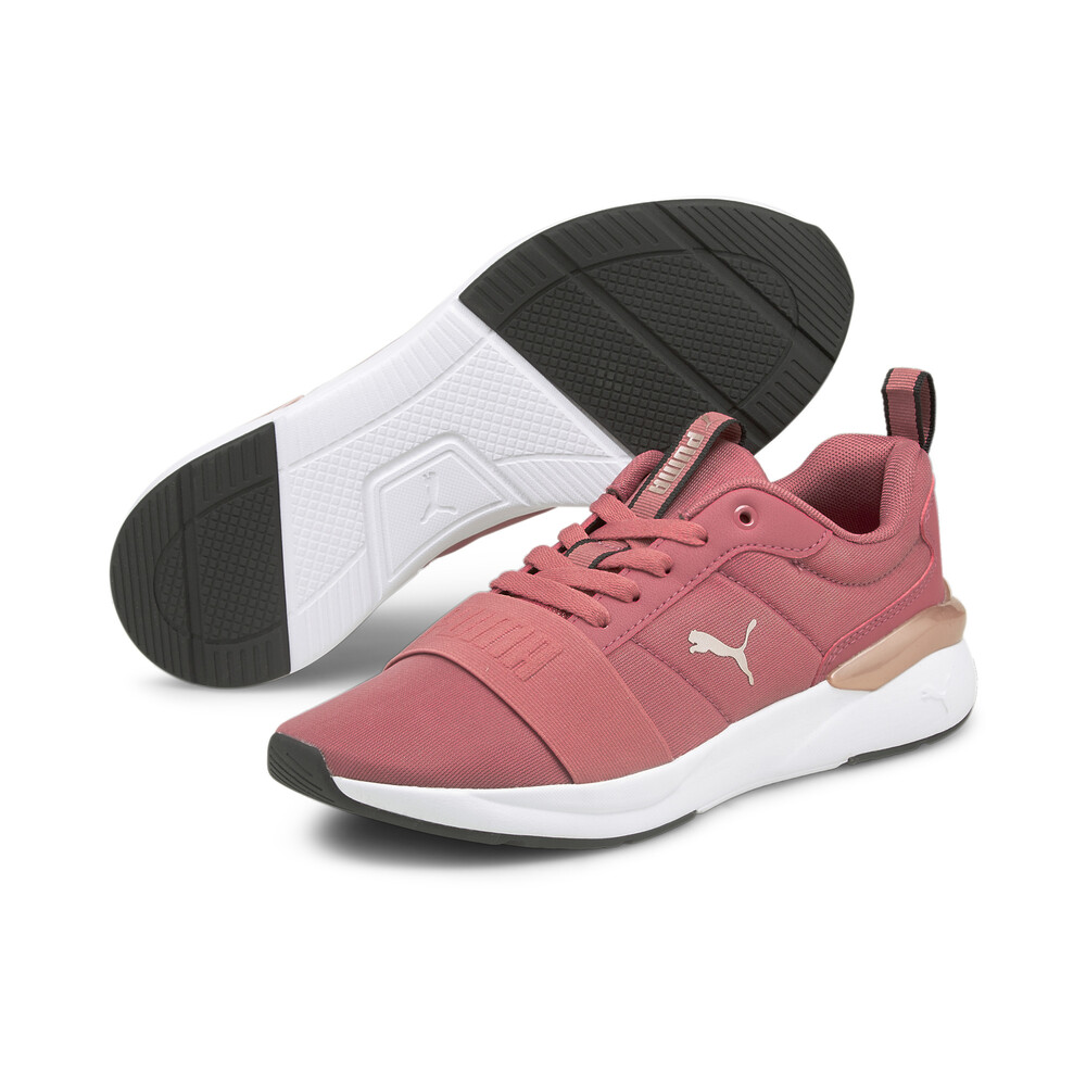 puma rose et rouge