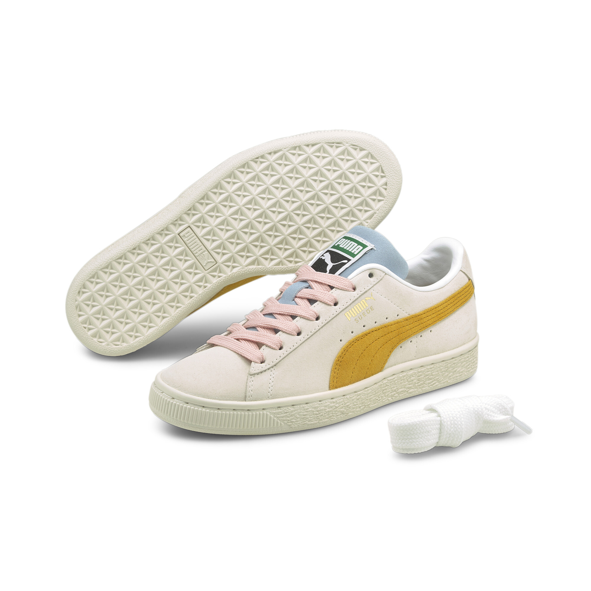 【プーマ公式通販】 プーマ スウェード クラシック XXI ユニセックス スニーカー ユニセックス Ivory Glow-Mineral Yellow-Blue Fog ｜PUMA.com