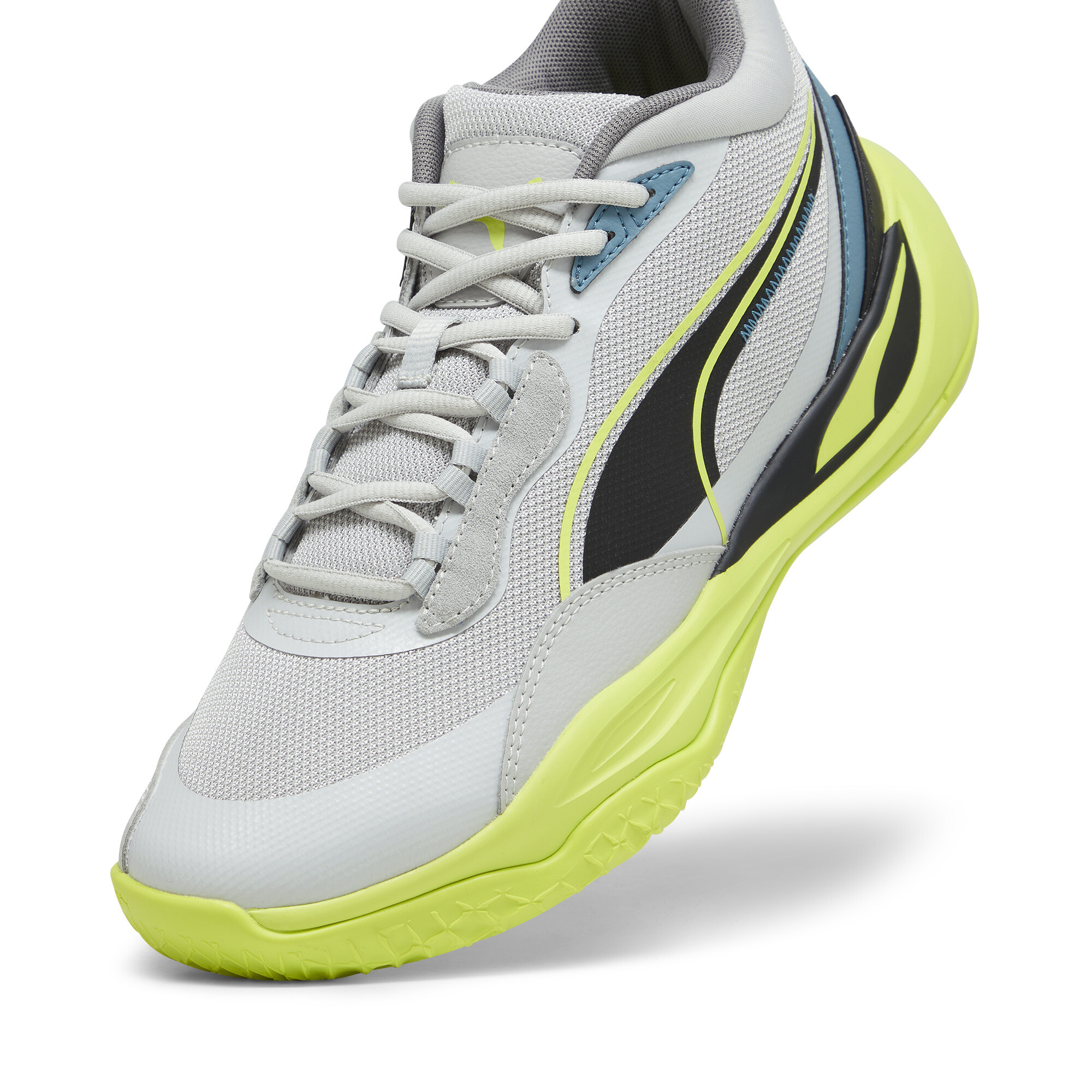 PUMA Men's Playmaker Pro Basketball Shoes