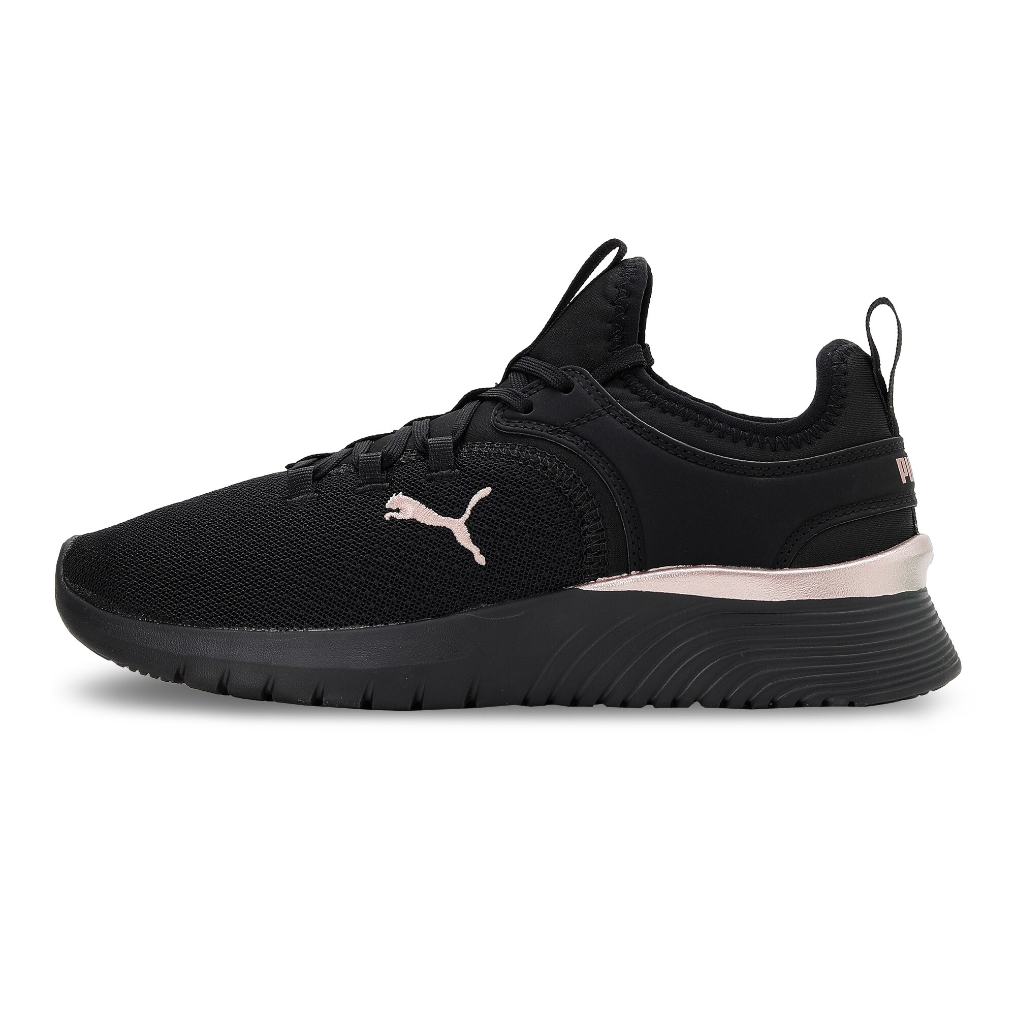 PUMA Starla Women's Training Shoes in Black, Size 5.5