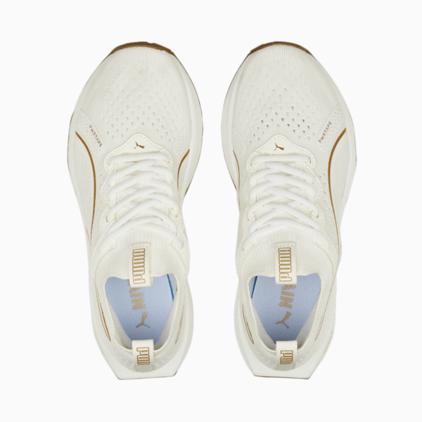Zapatillas de training para mujer PWR XX NITRO Luxe, Warm White-PUMA Gold, large-ARG