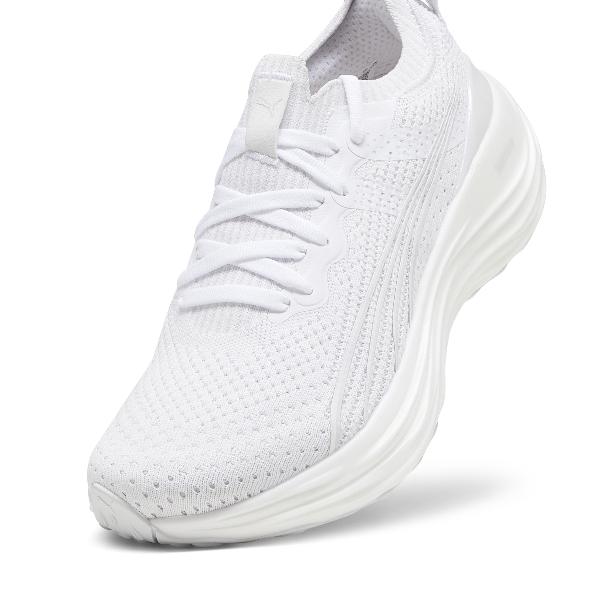 Women's PUMA ForeverRun NITRO Knit Running Shoes In White, Size EU 37