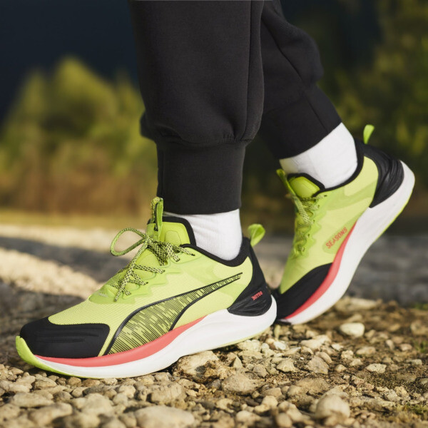 Lime green pumas online