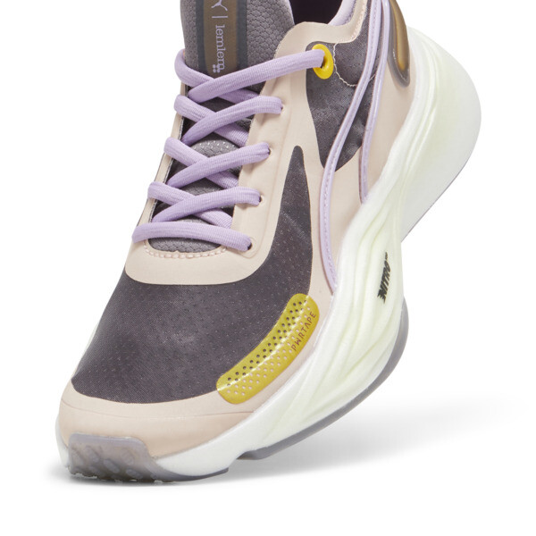 Zapatillas de training para mujer PWR NITRO SQD, Rose Quartz-Yellow Sizzle-Frozen Grape, large-ARG