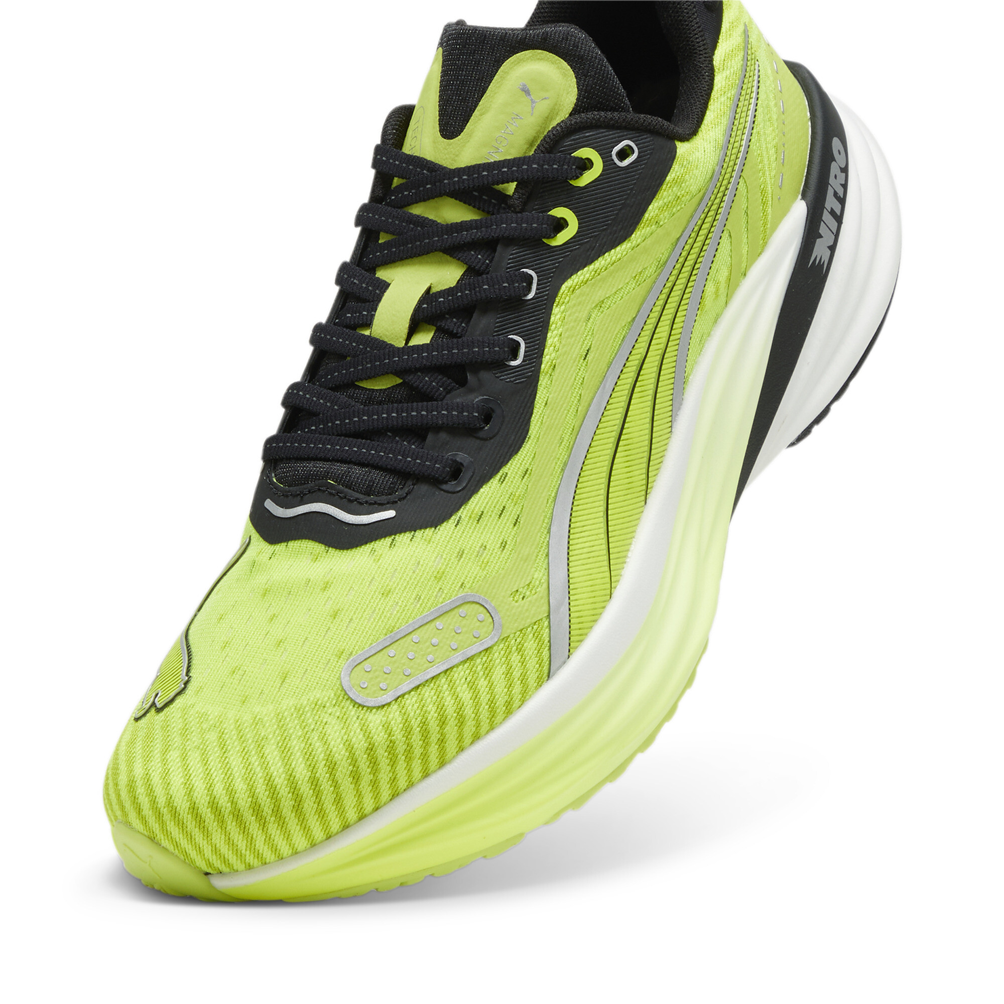 Men's Puma Magnify NITRO™ Tech 2's Running Shoes, Green, Size 52, Men