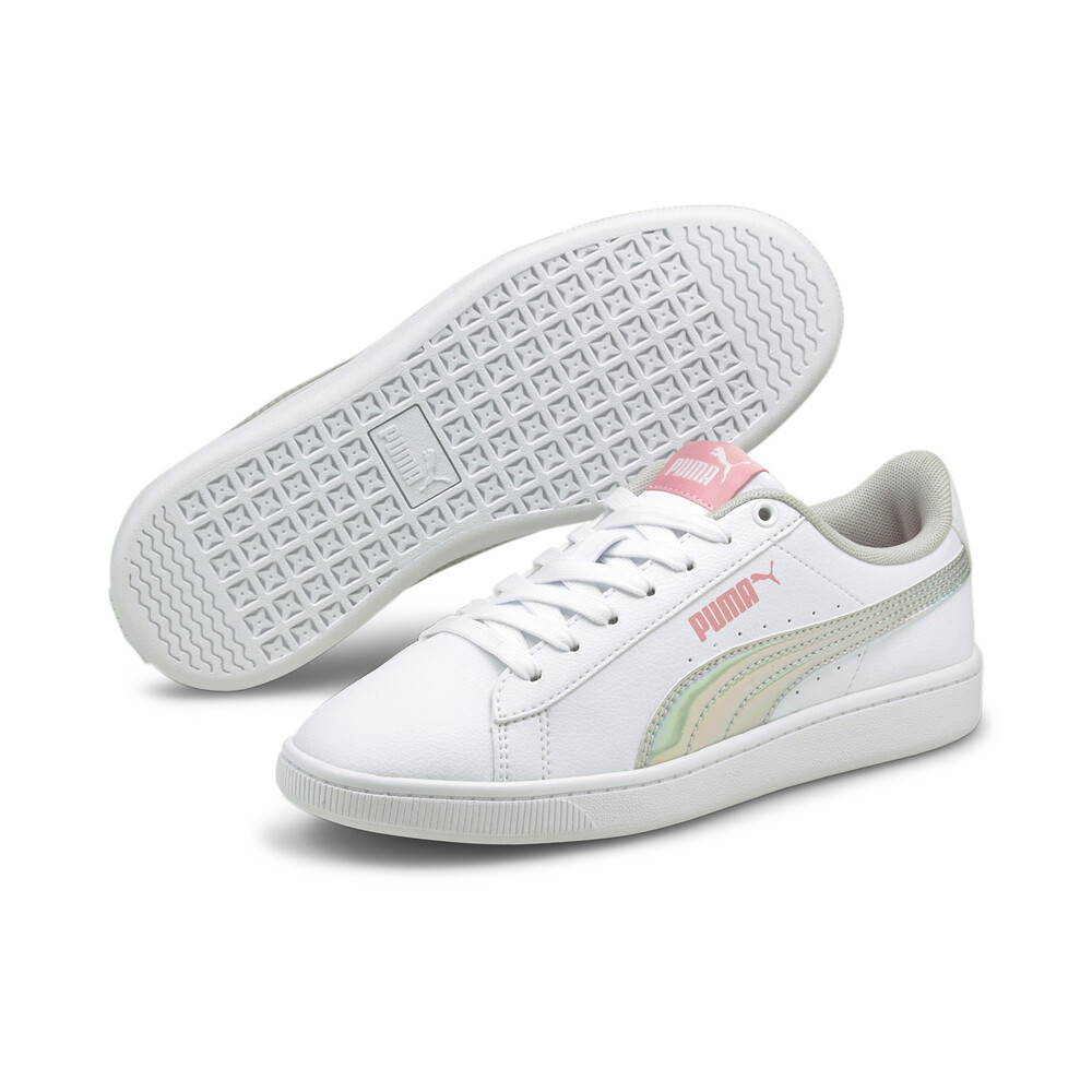 white puma vikky
