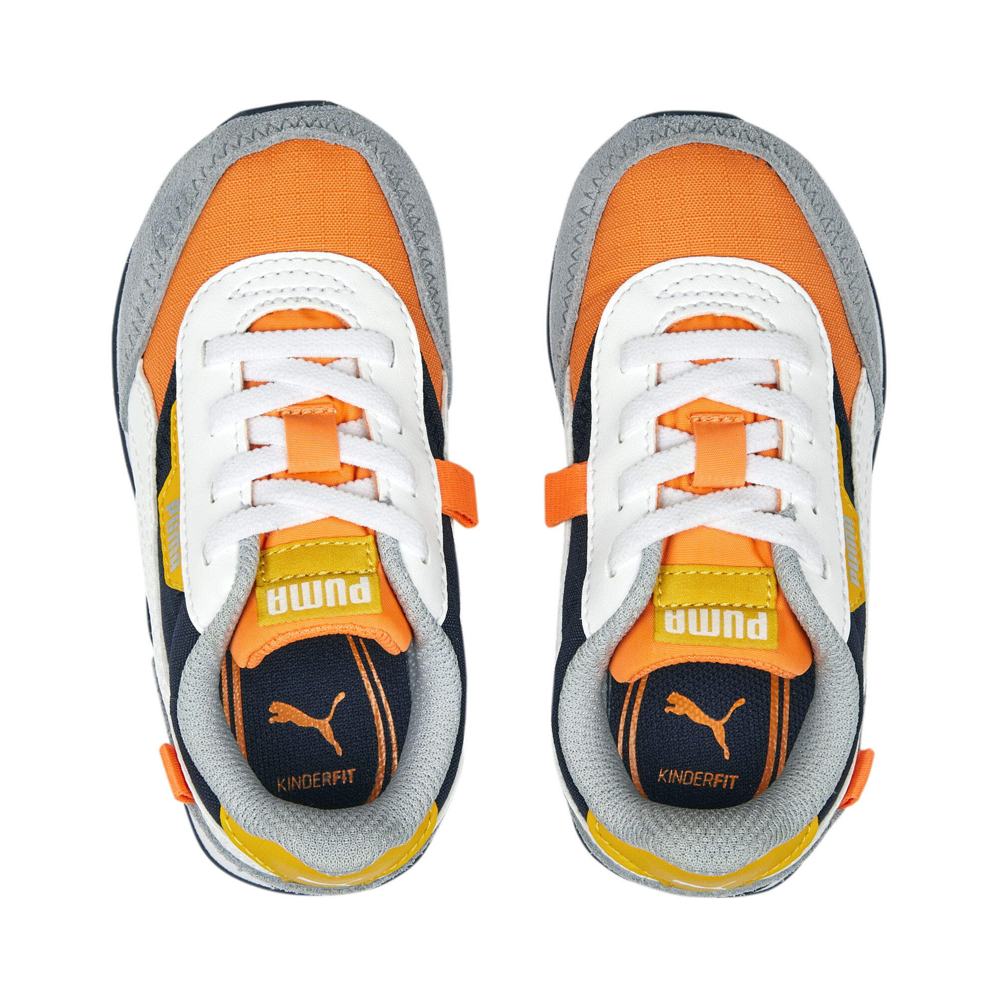 Puma trainers store kids orange